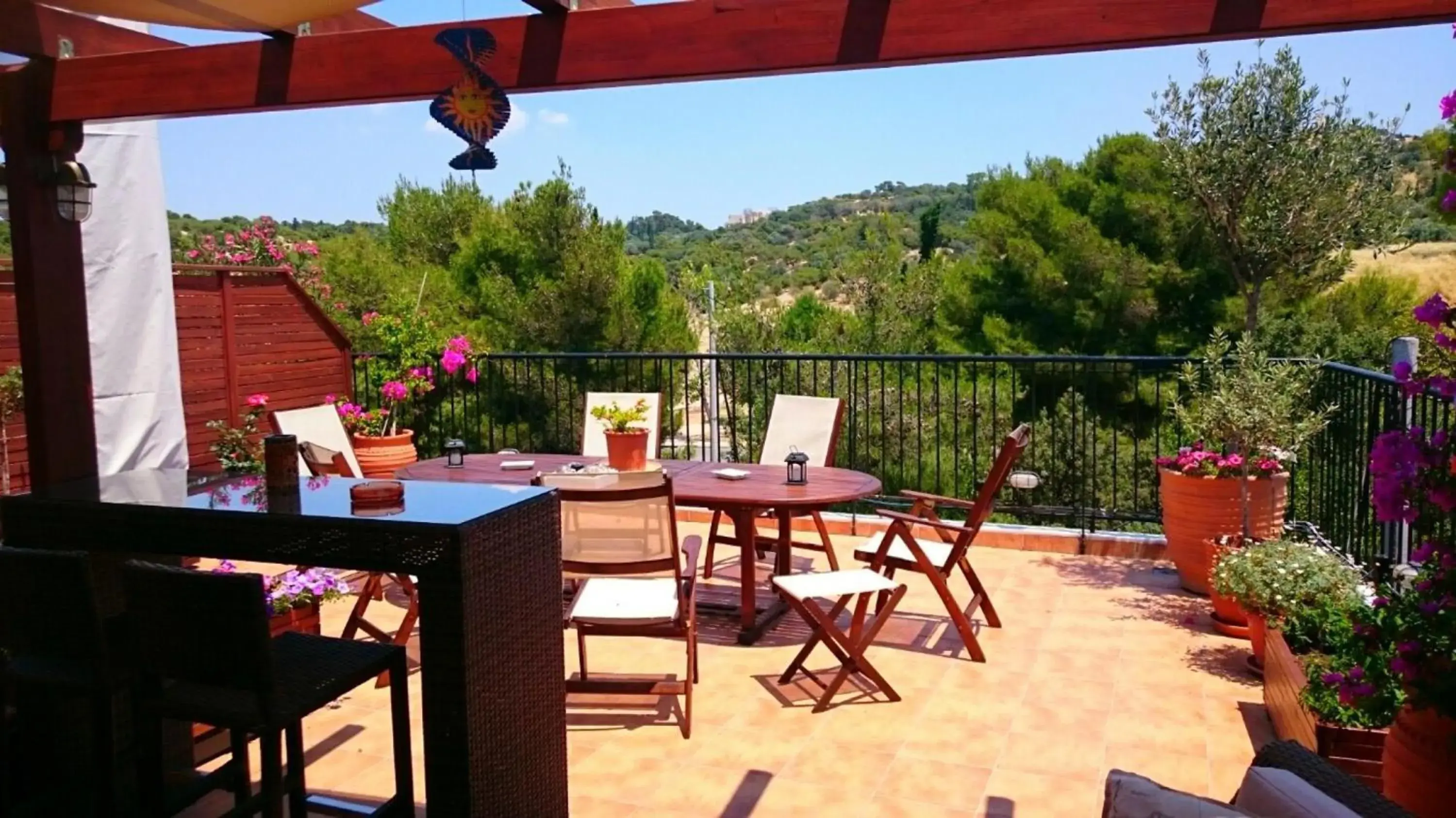 Elegant apartment in Acropolis with roof garden Elegant apartment in Acropolis with roof garden