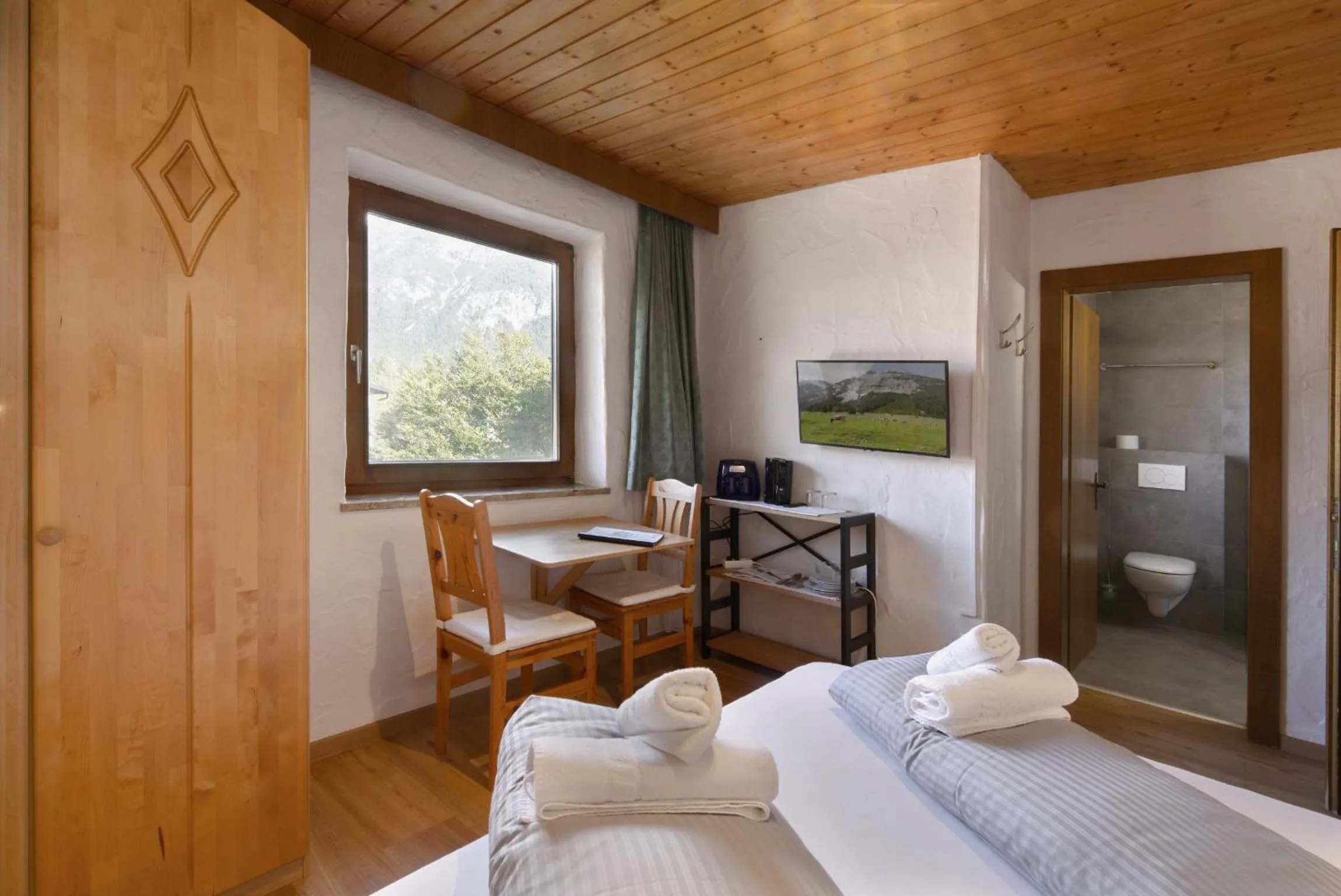 Bedroom, Bed in Ostbacher Stern