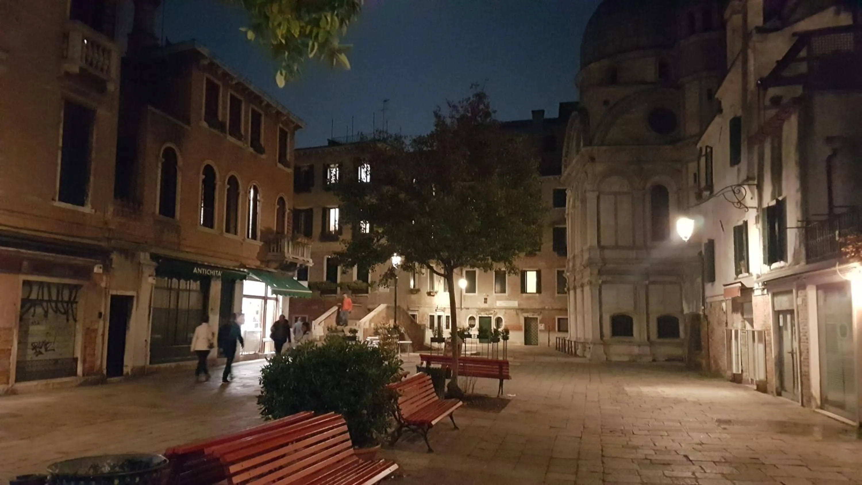 Neighbourhood in Casanova Penthouse in the heart of Venice