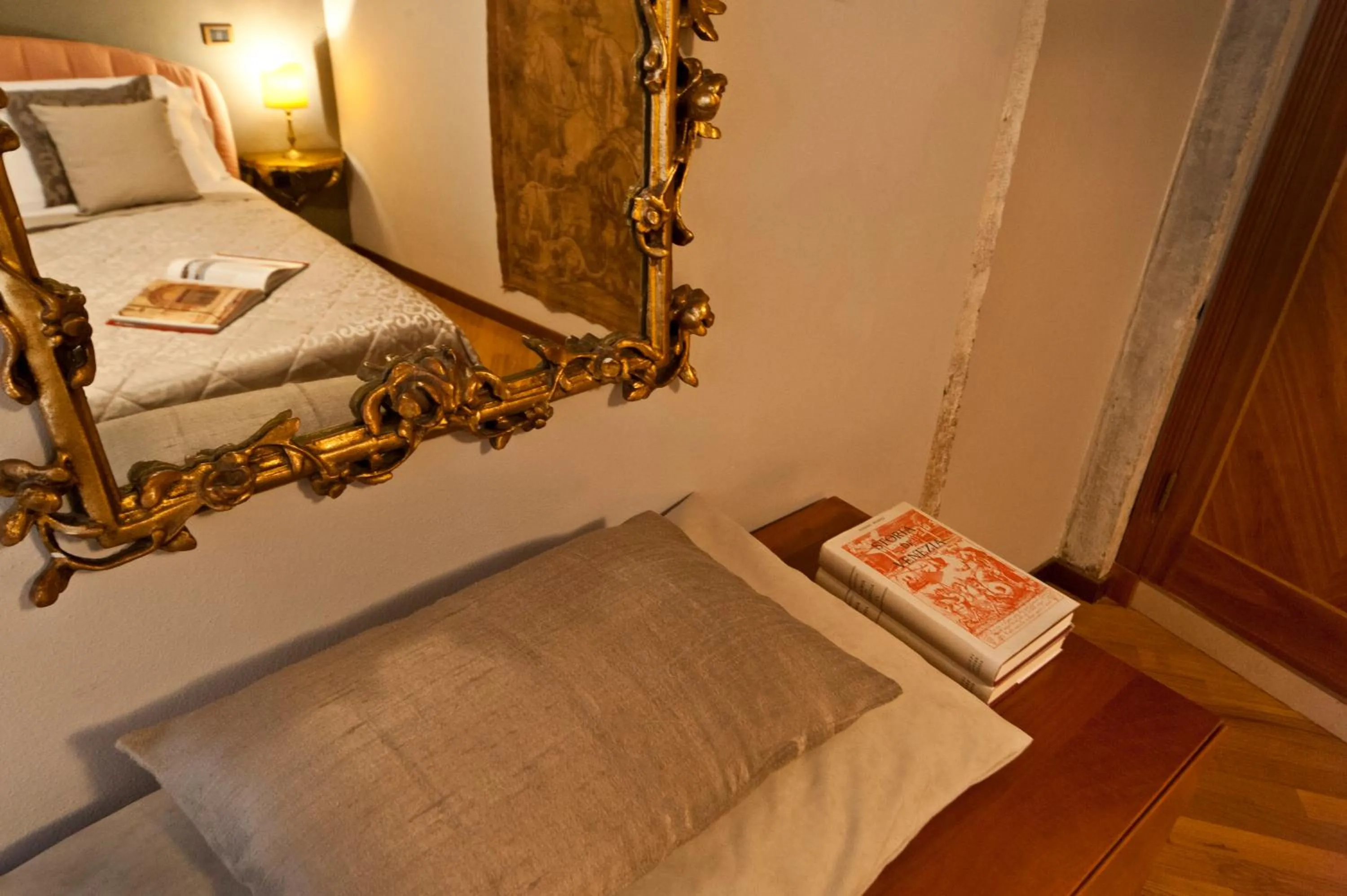 Decorative detail, Bed in Casanova Penthouse in the heart of Venice