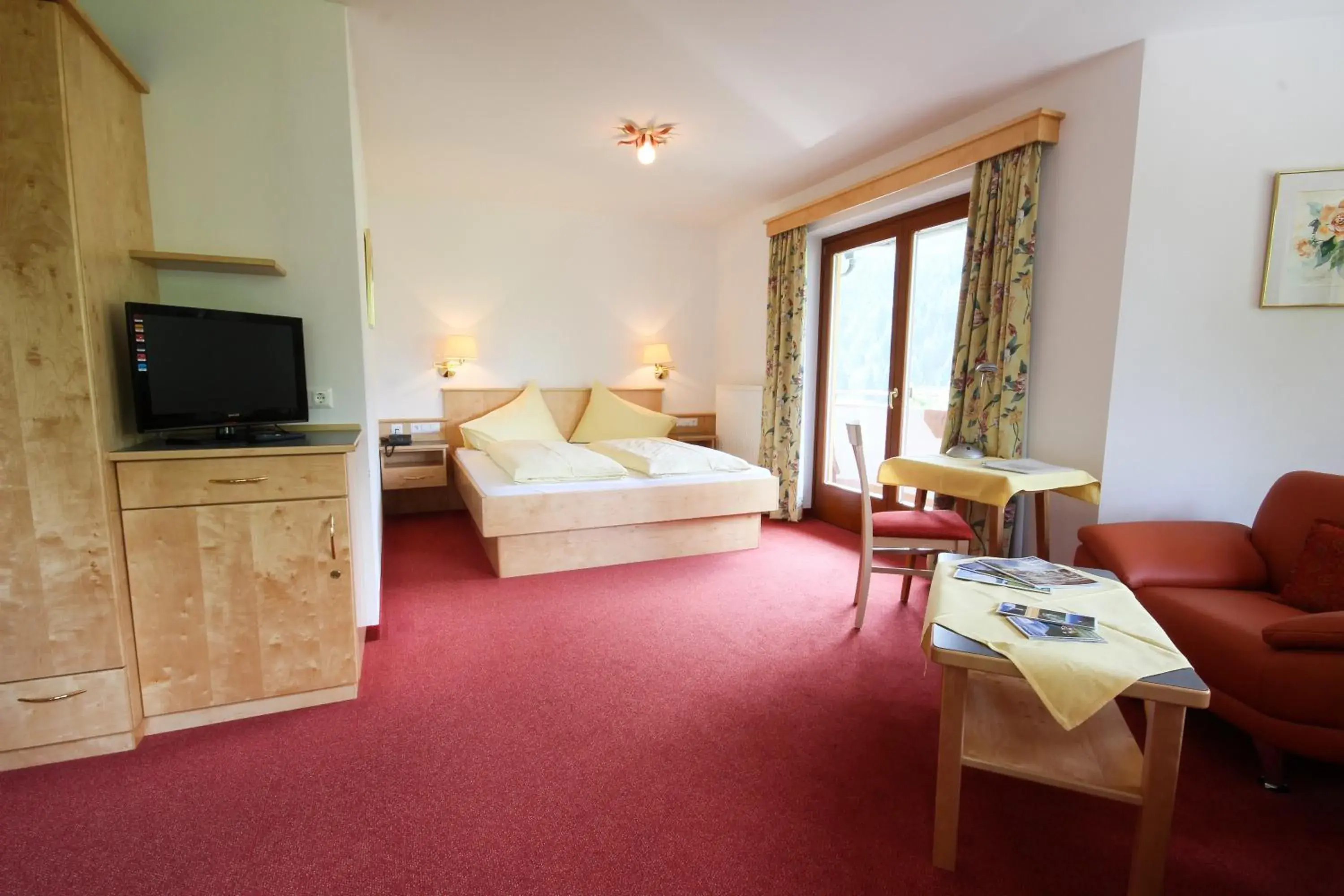 Suite in Hotel Garni Haus Sonnblick Suite in Hotel Garni Haus Sonnblick
