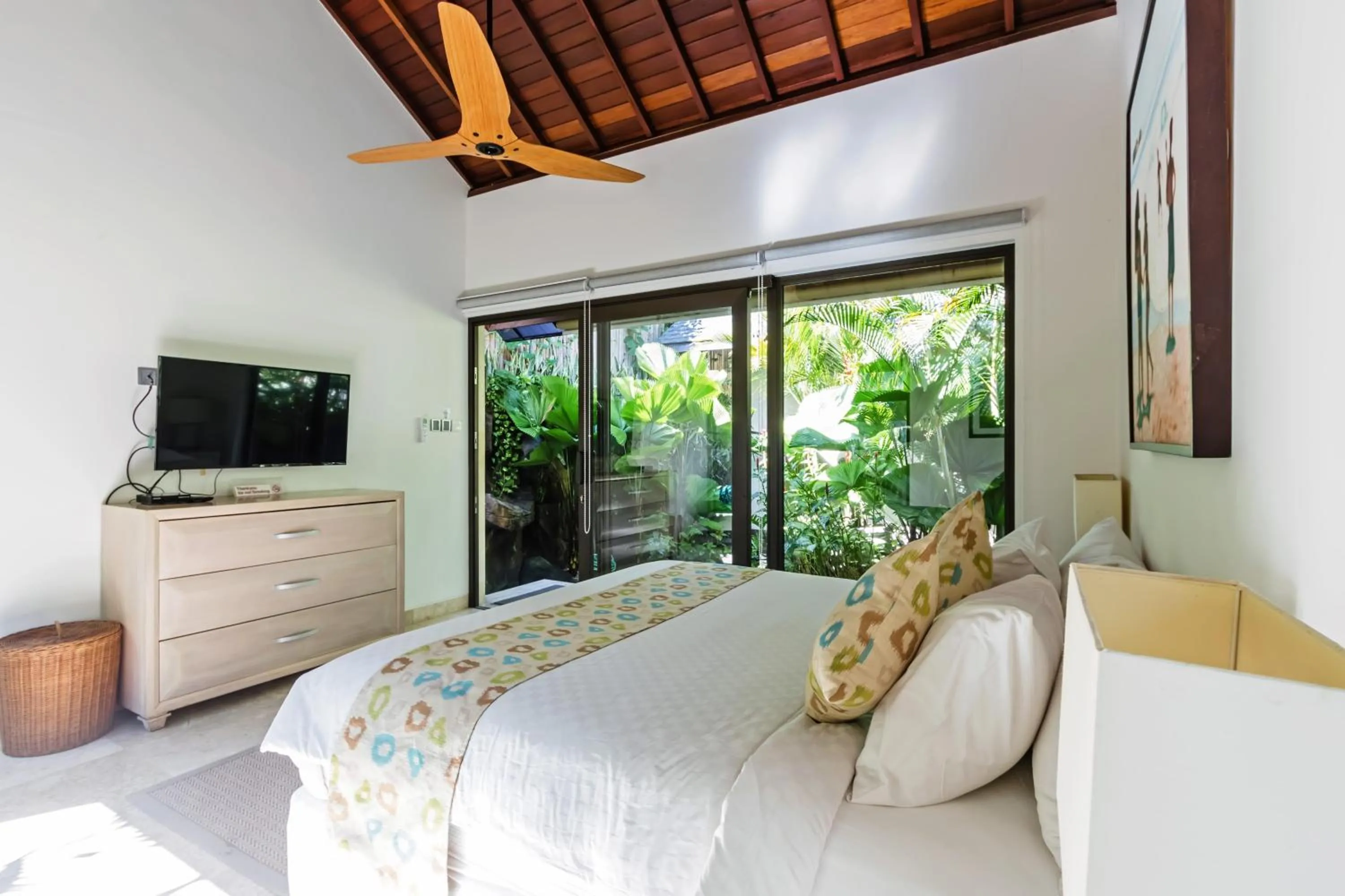 Bedroom, Bed in Villa Karang Berawa