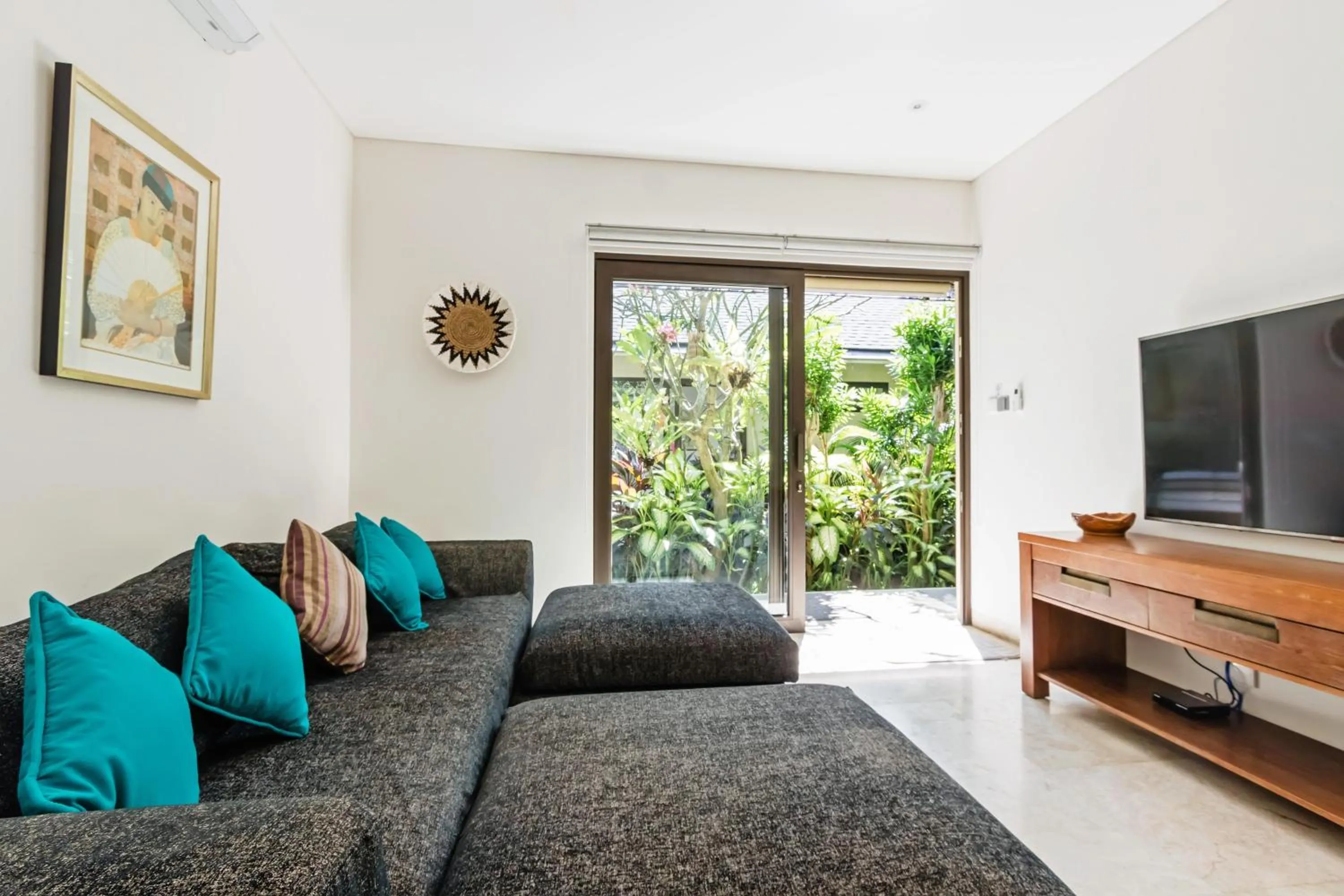 TV and multimedia in Villa Karang Berawa