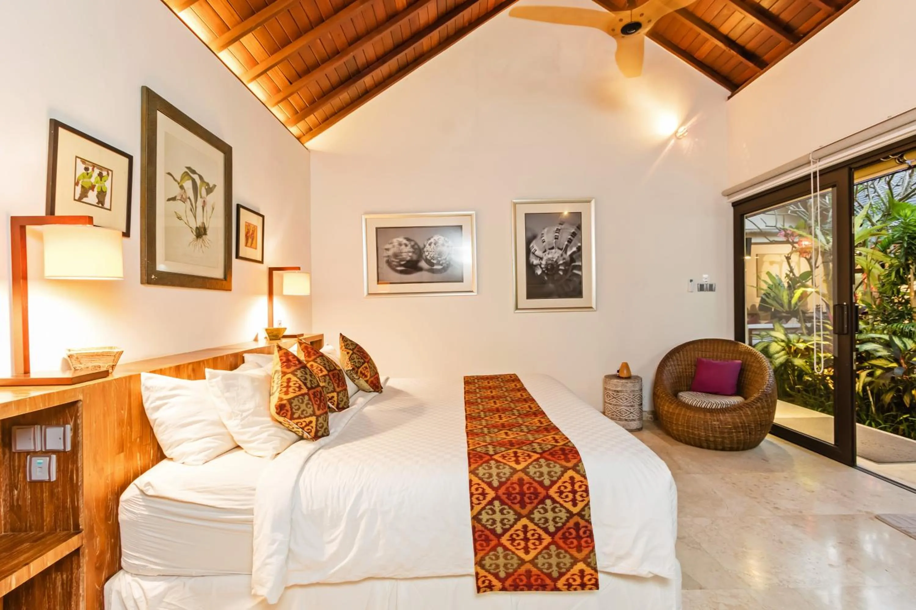 Bedroom, Bed in Villa Karang Berawa