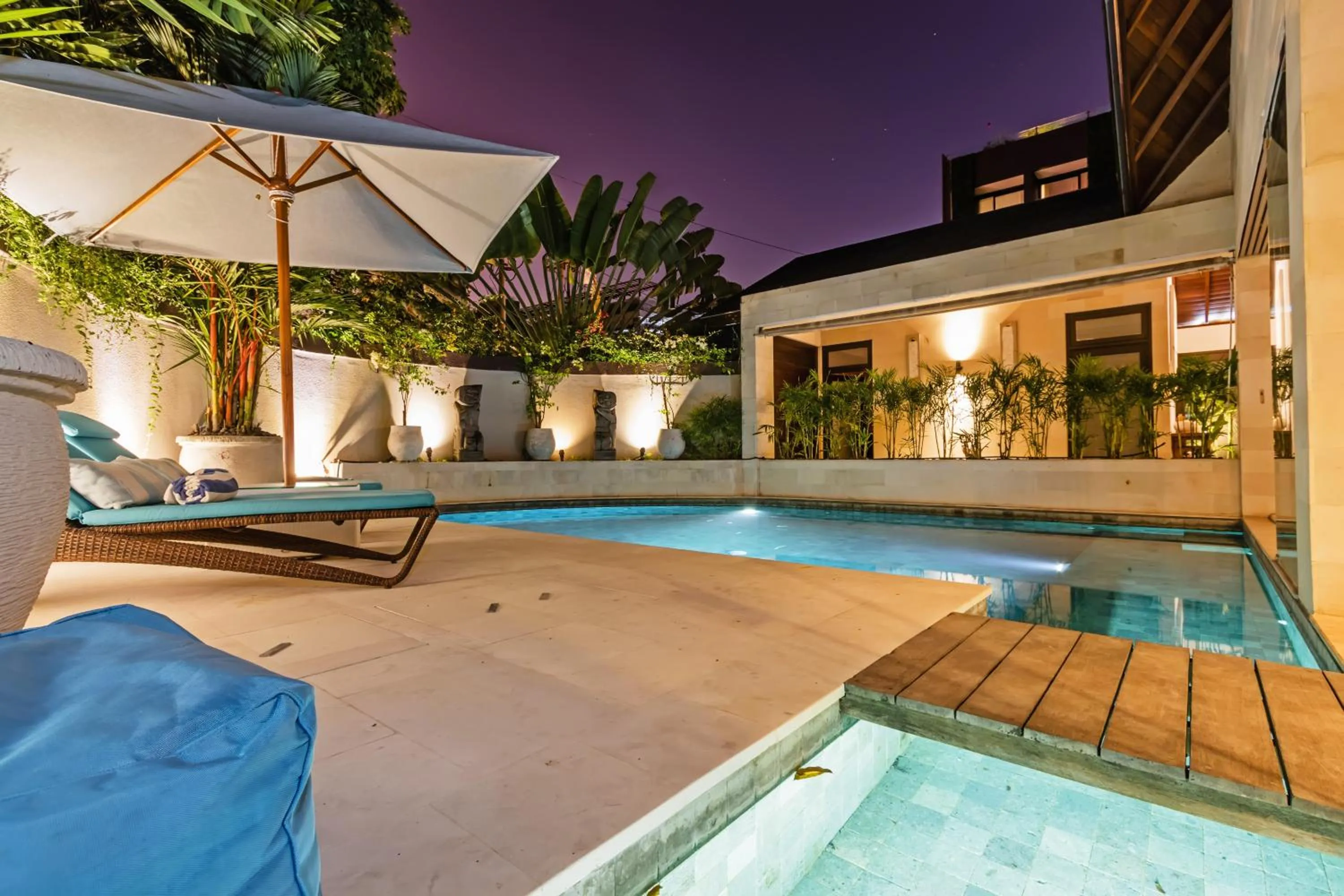 Facade/entrance in Villa Karang Berawa