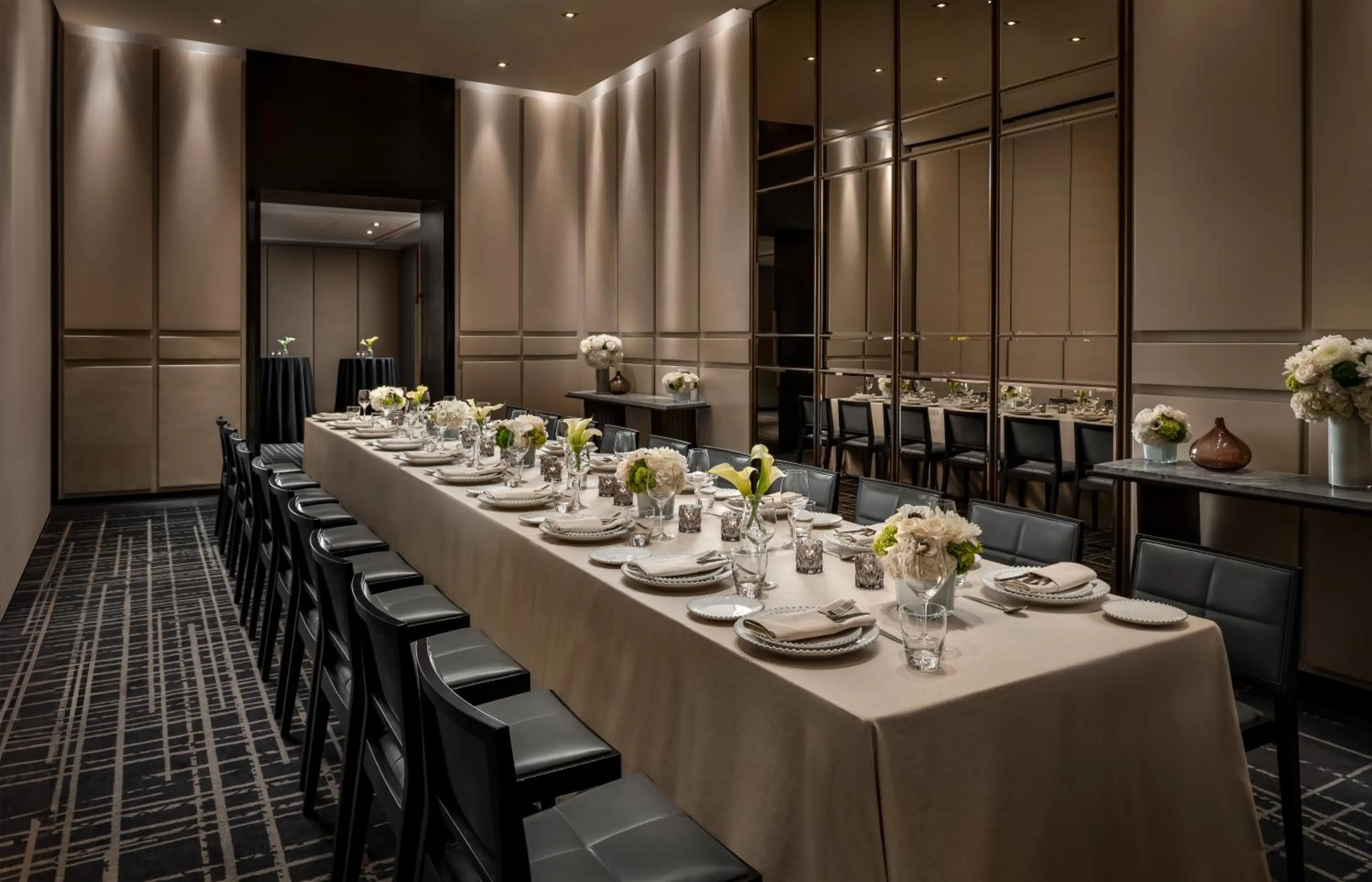 Food and drinks in The Hazelton Hotel