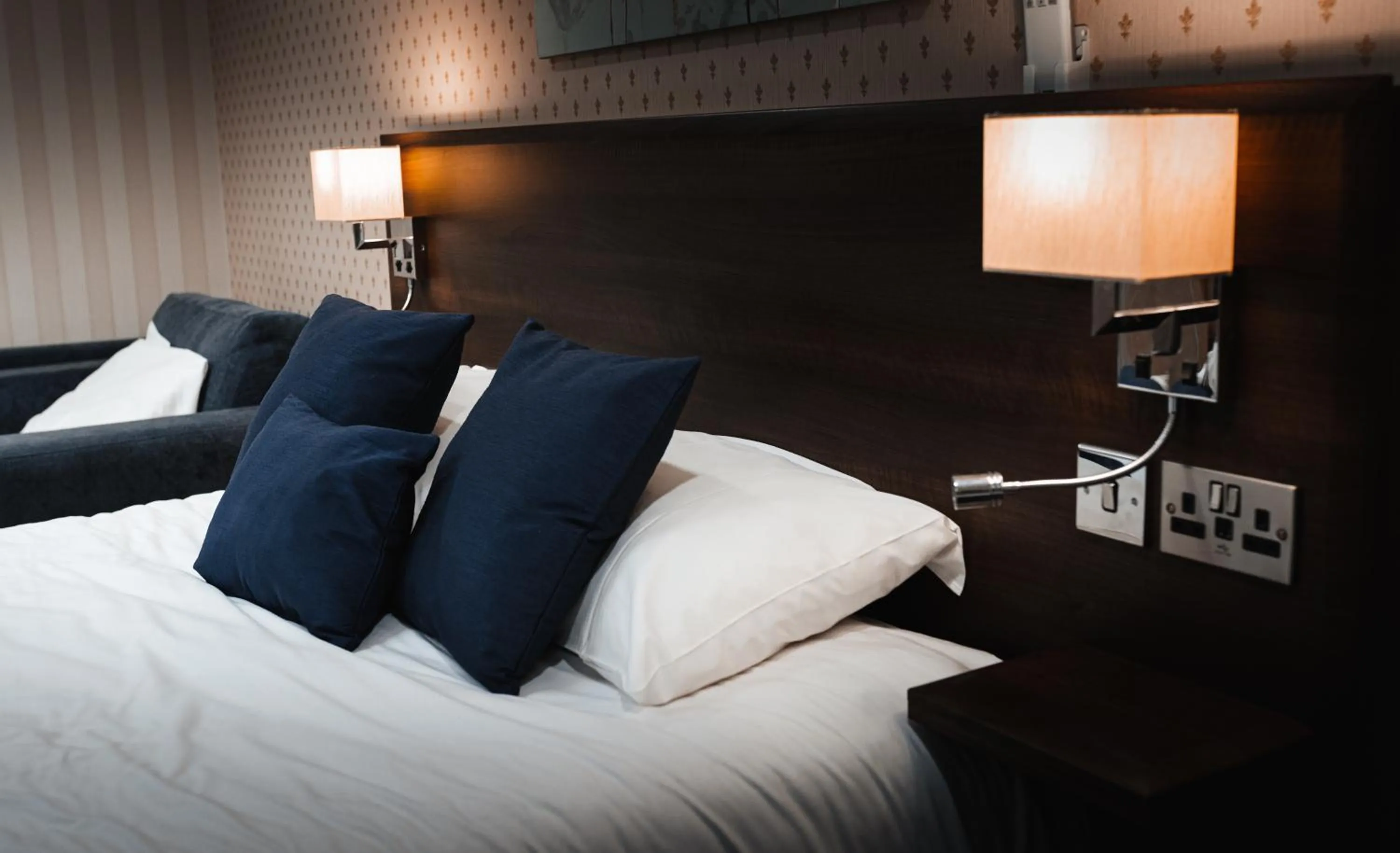 Bed in Kings Croft Hotel