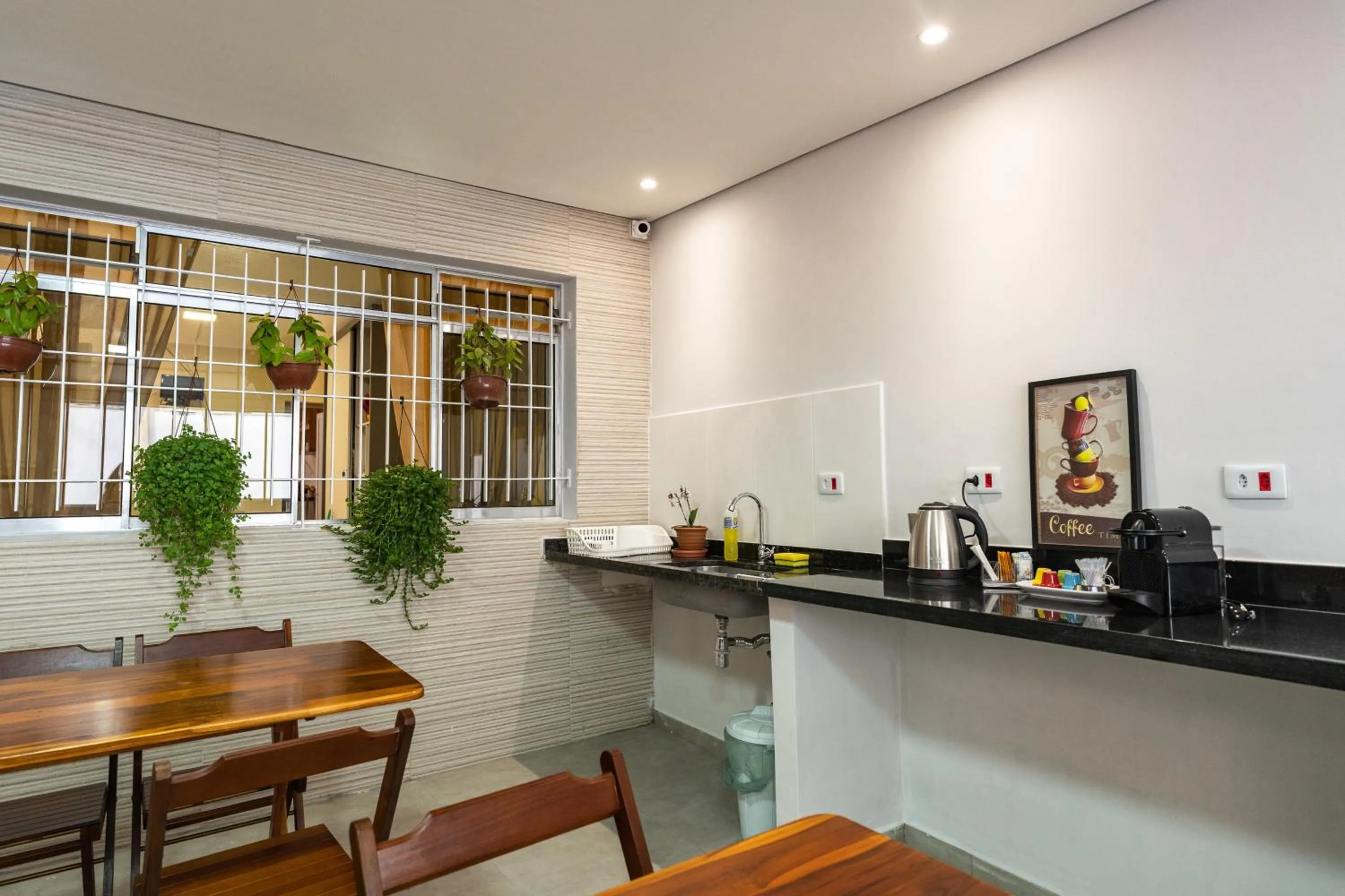 Coffee/tea facilities in Hostel B2B SP