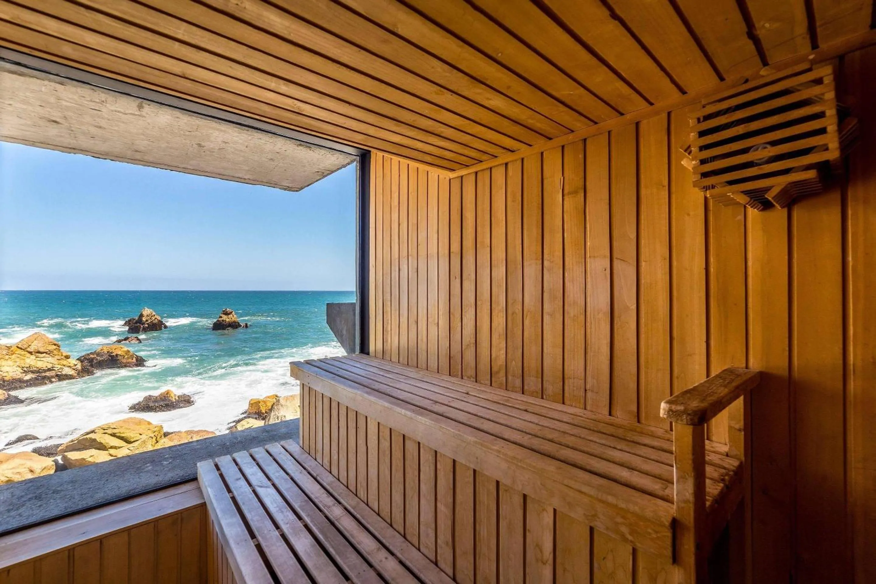 Spa and wellness centre/facilities in Radisson Blu Acqua Hotel & Spa Concon