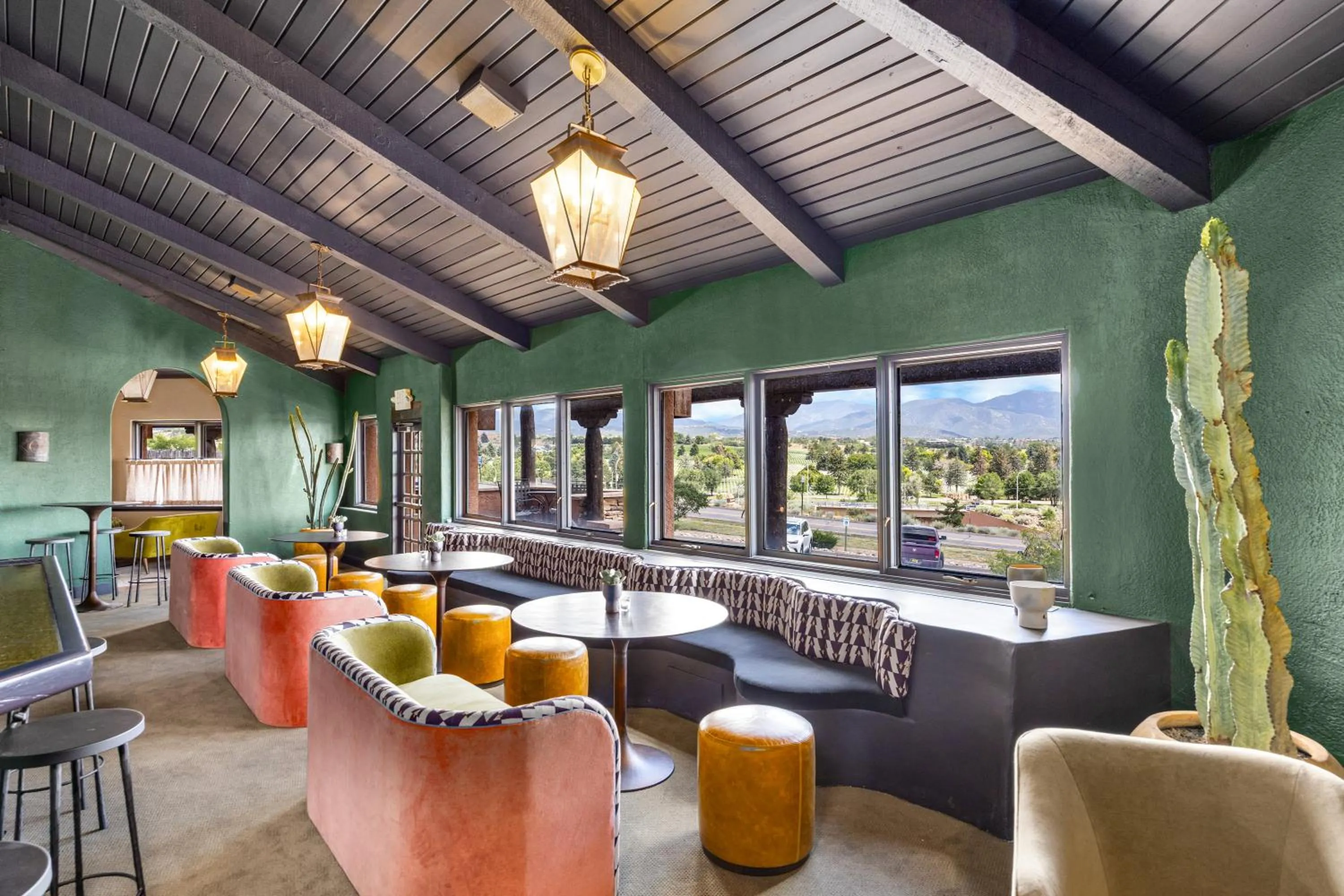 Restaurant/places to eat in Hotel Glorieta