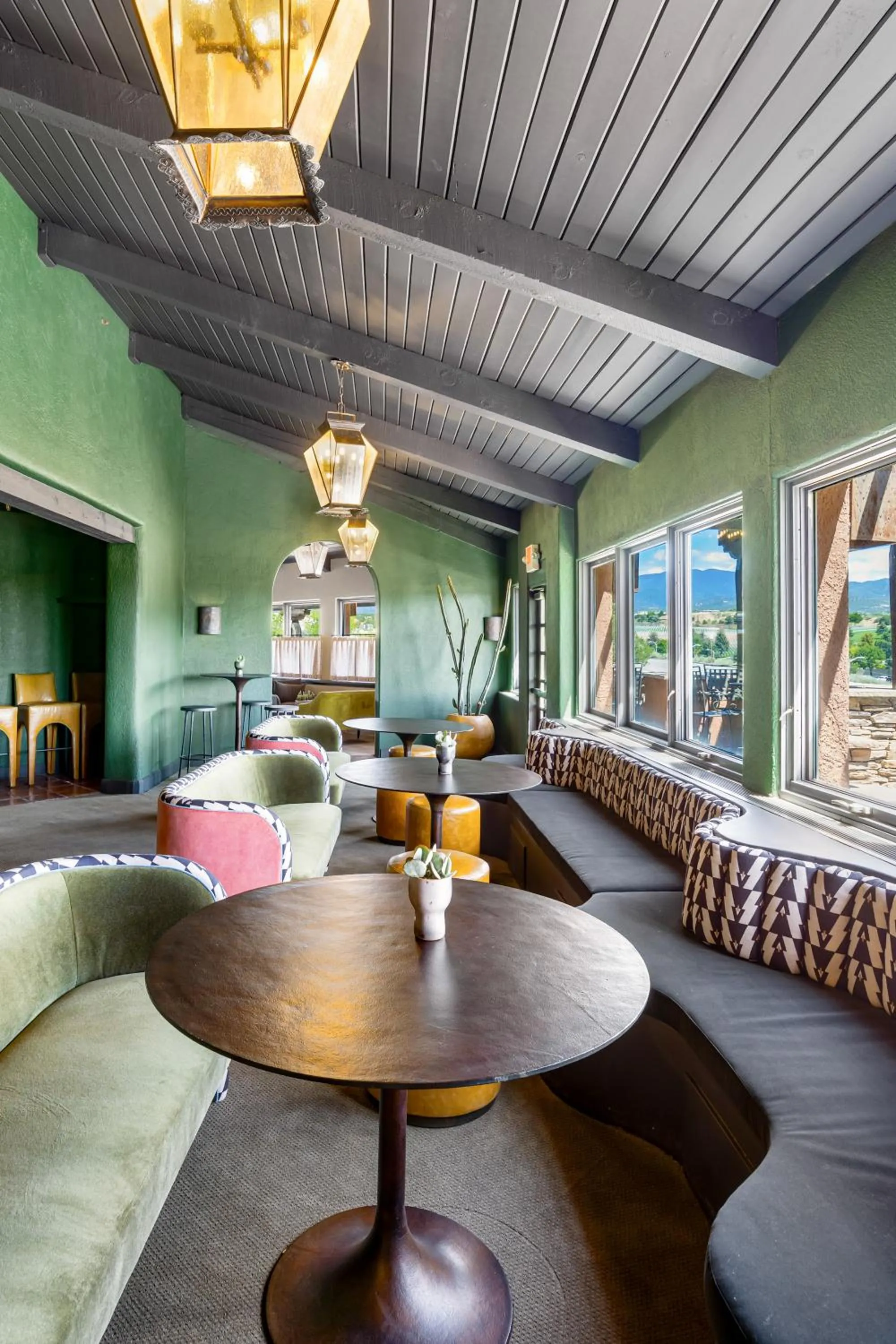 Restaurant/places to eat in Hotel Glorieta