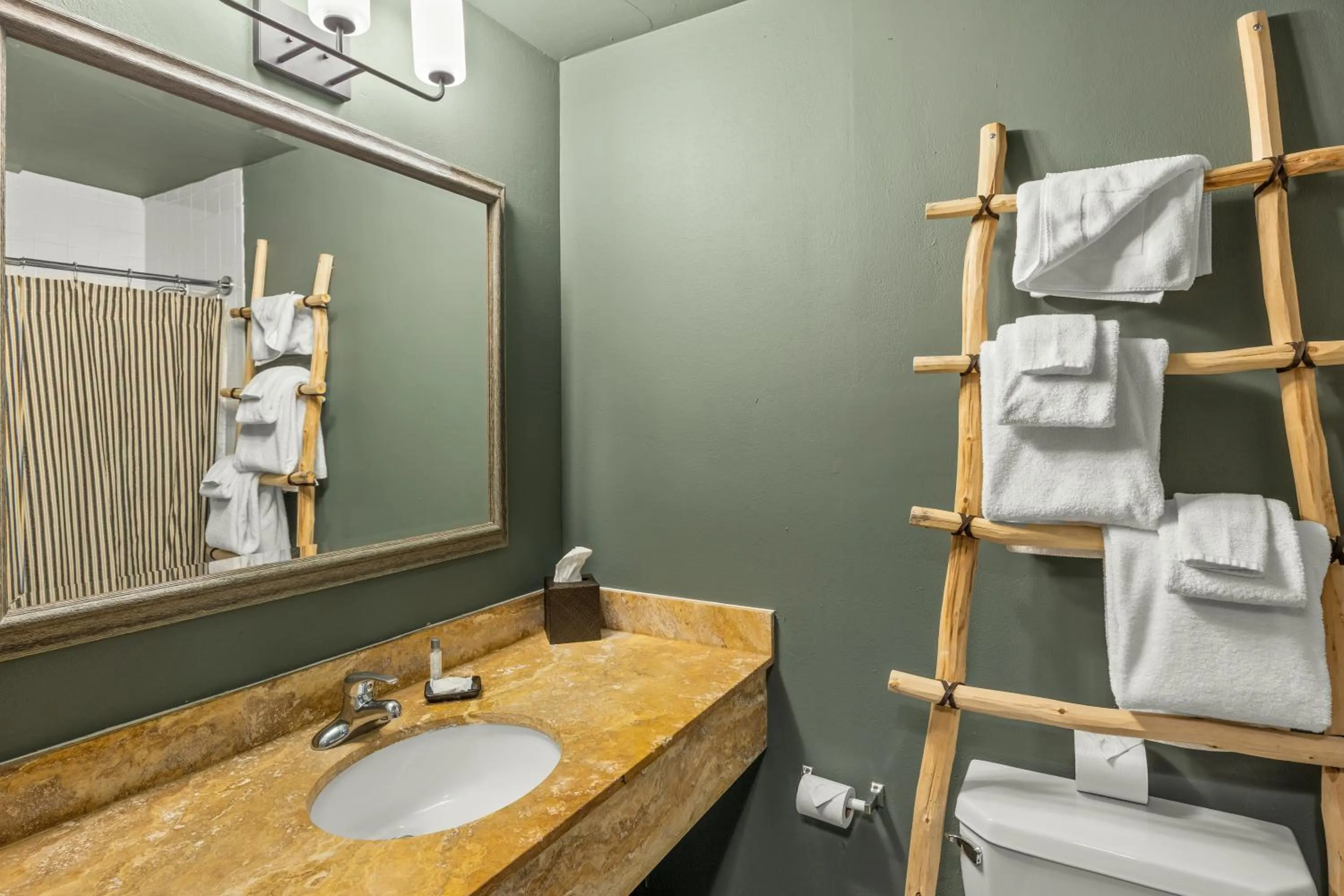 Bathroom in Hotel Glorieta