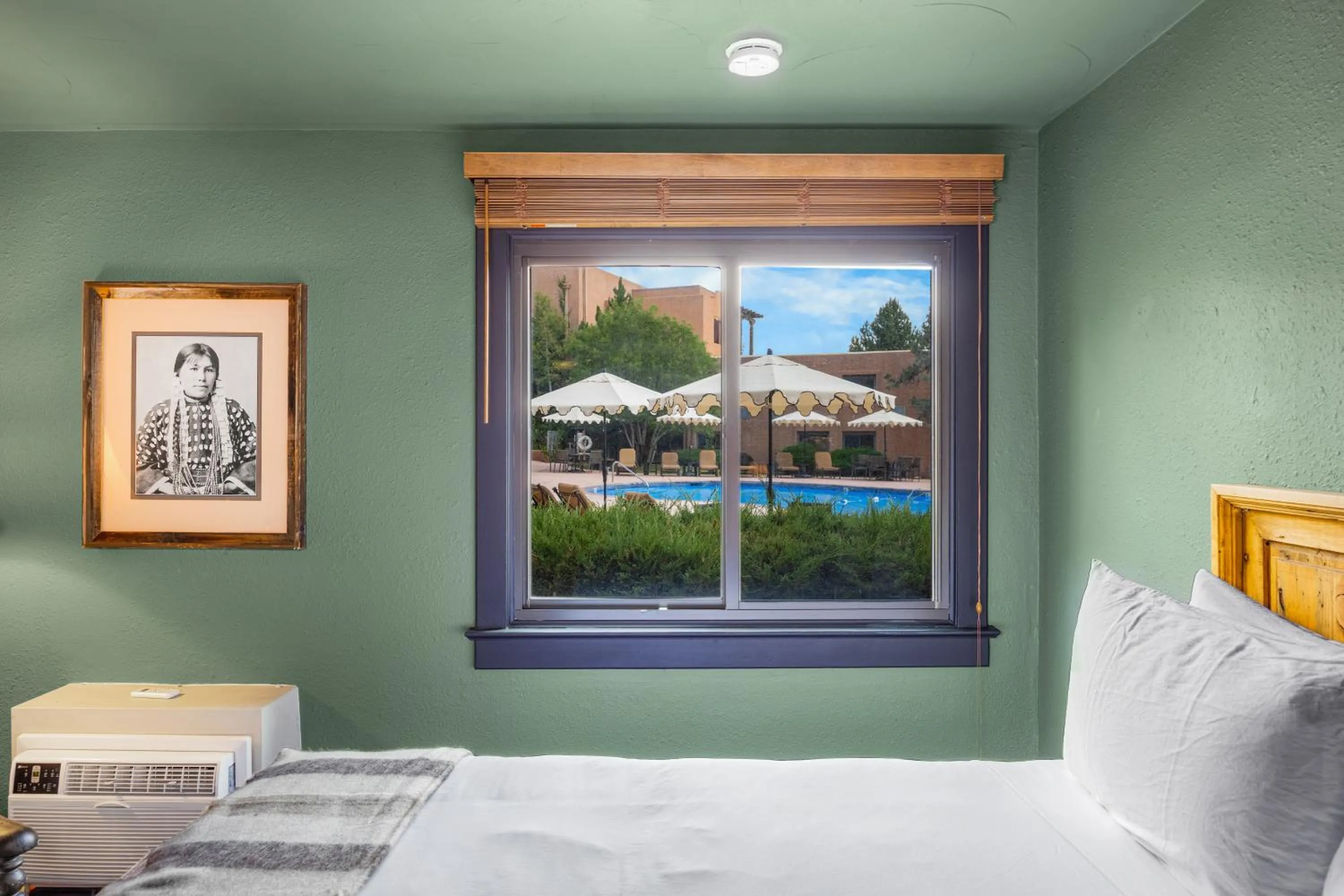 Bed in Hotel Glorieta