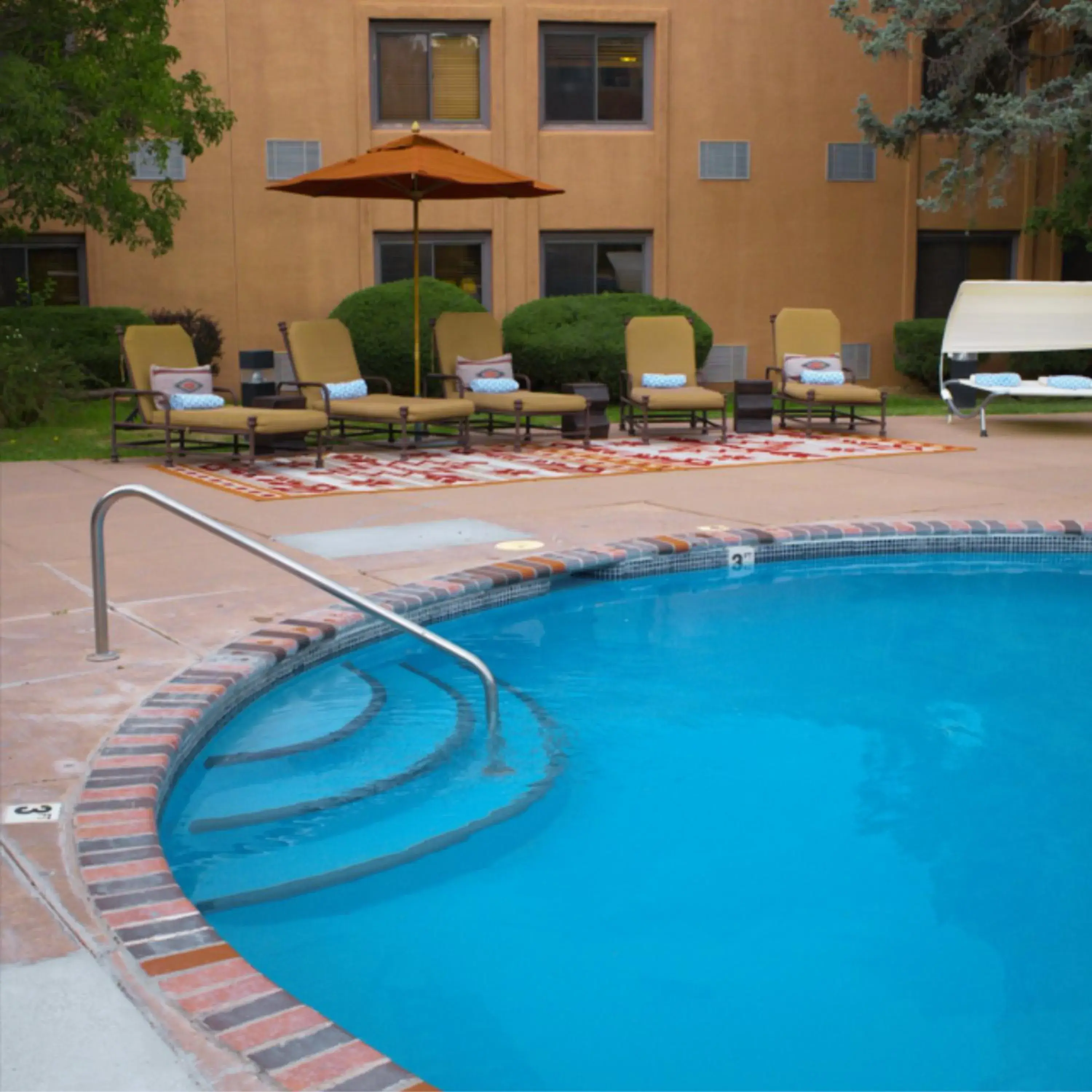 Swimming pool in Hotel Glorieta Swimming pool in Hotel Glorieta