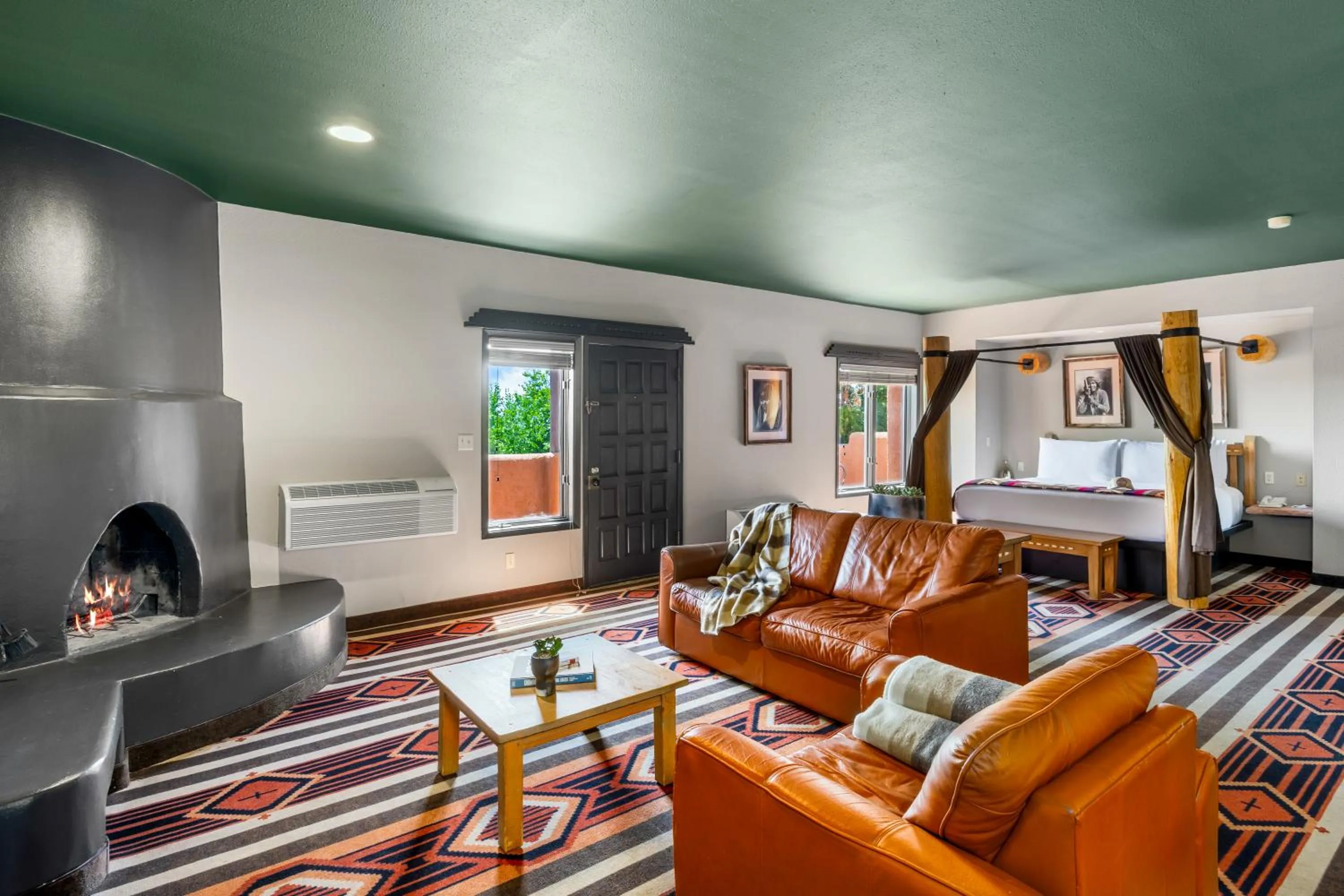 Bed in Hotel Glorieta