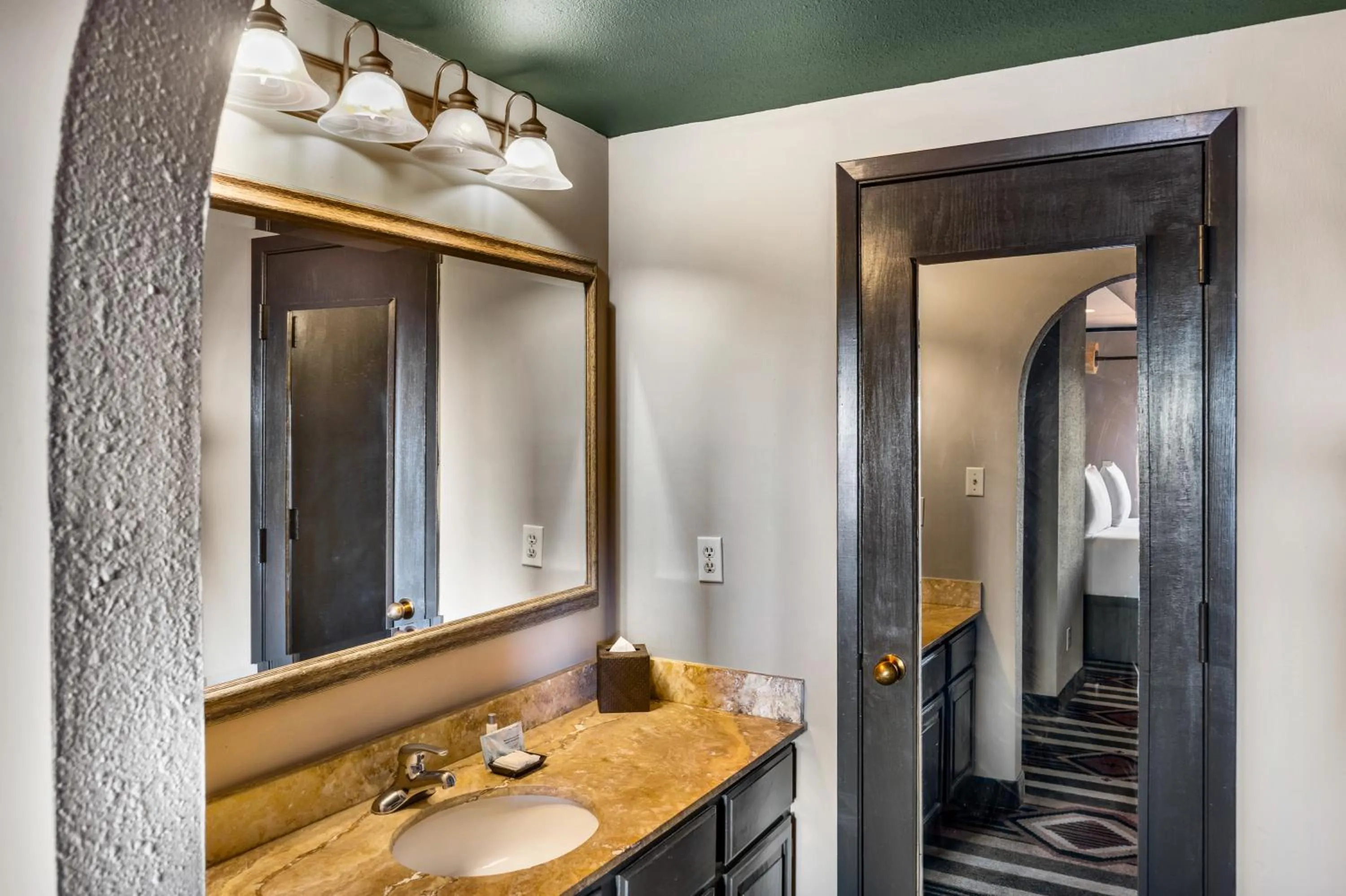 Bathroom in Hotel Glorieta