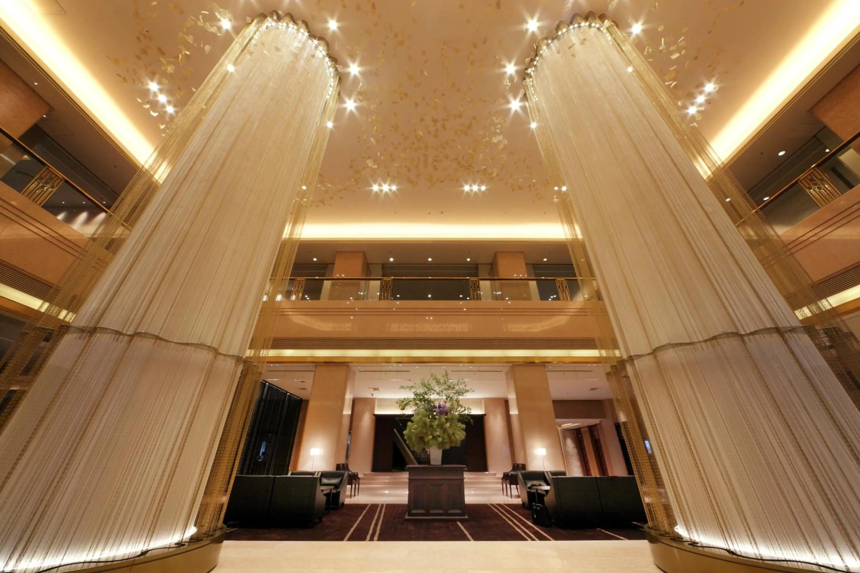 Lobby or reception in Hotel Metropolitan Sendai
