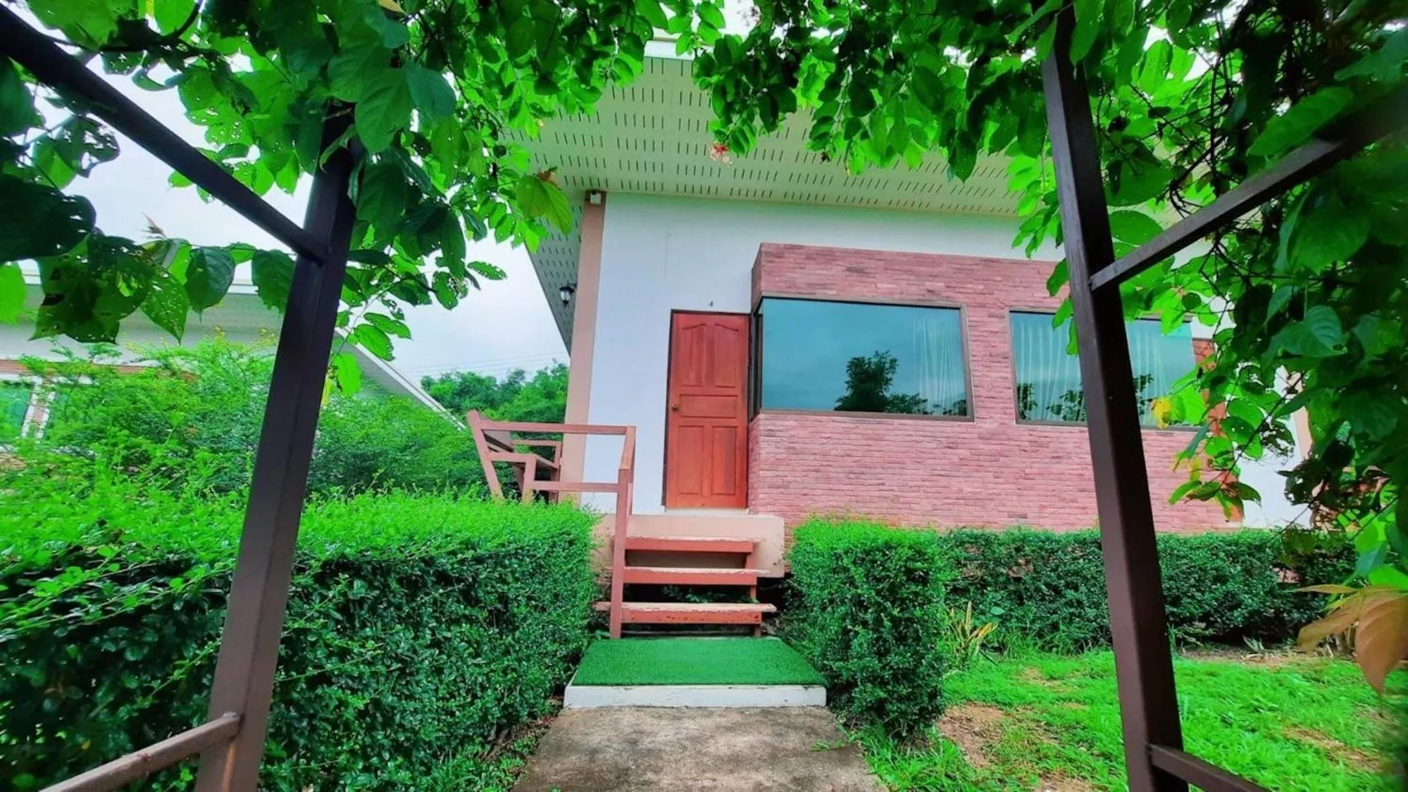 Property building in Ina Boutique Home Nan