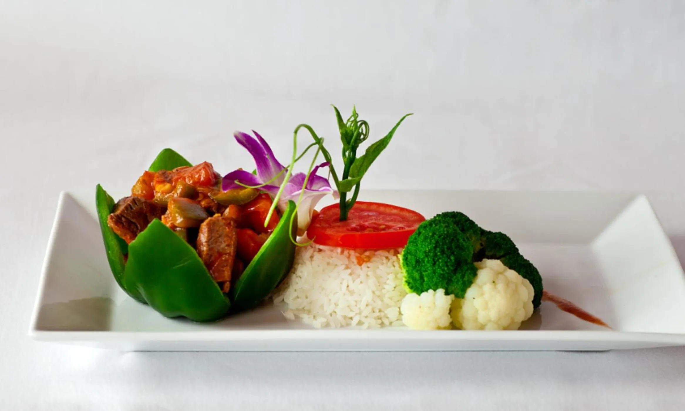 Food and drinks in Indochina Sails Ha Long Bay