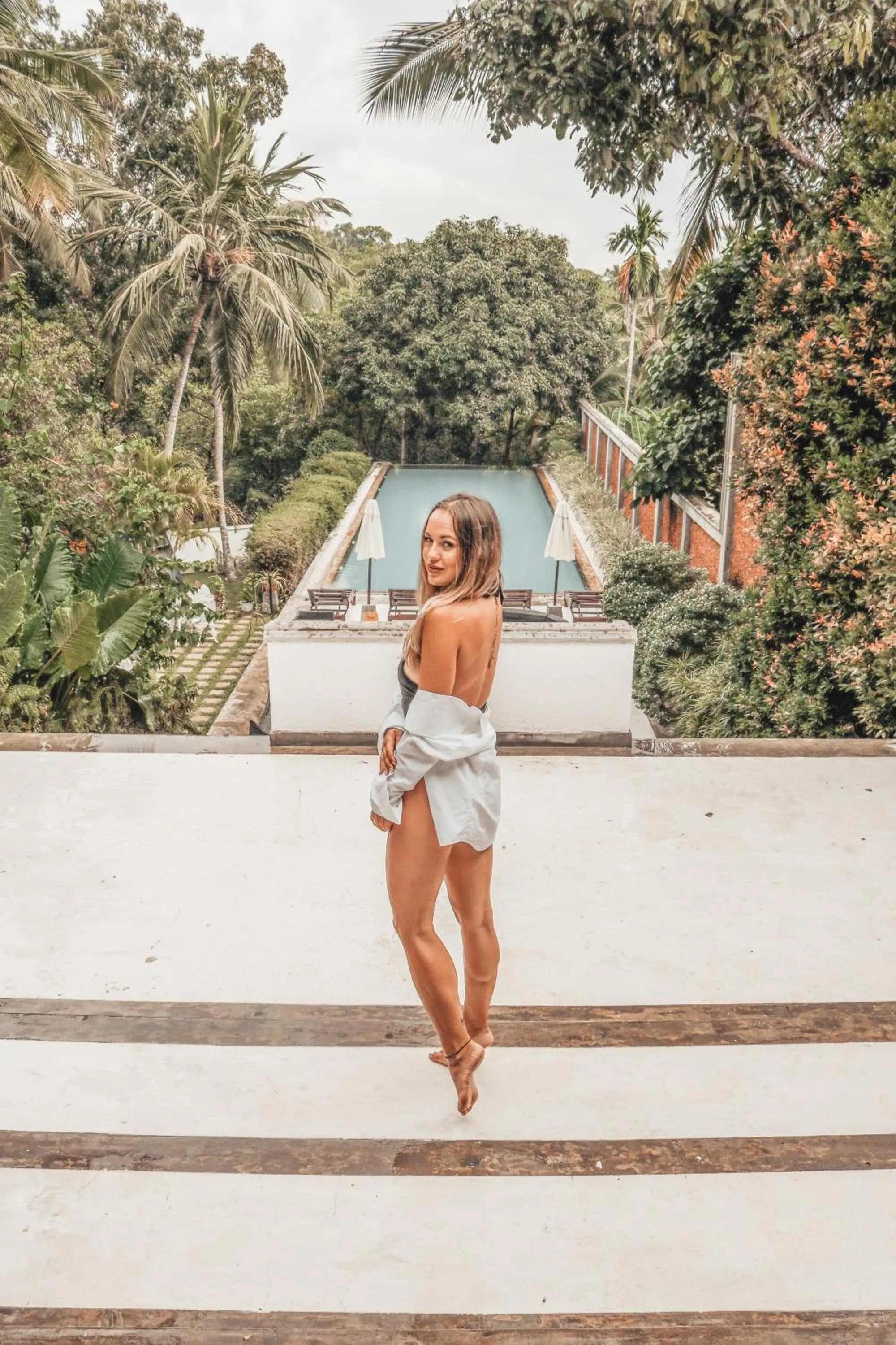 People in Tamarind Hill Galle