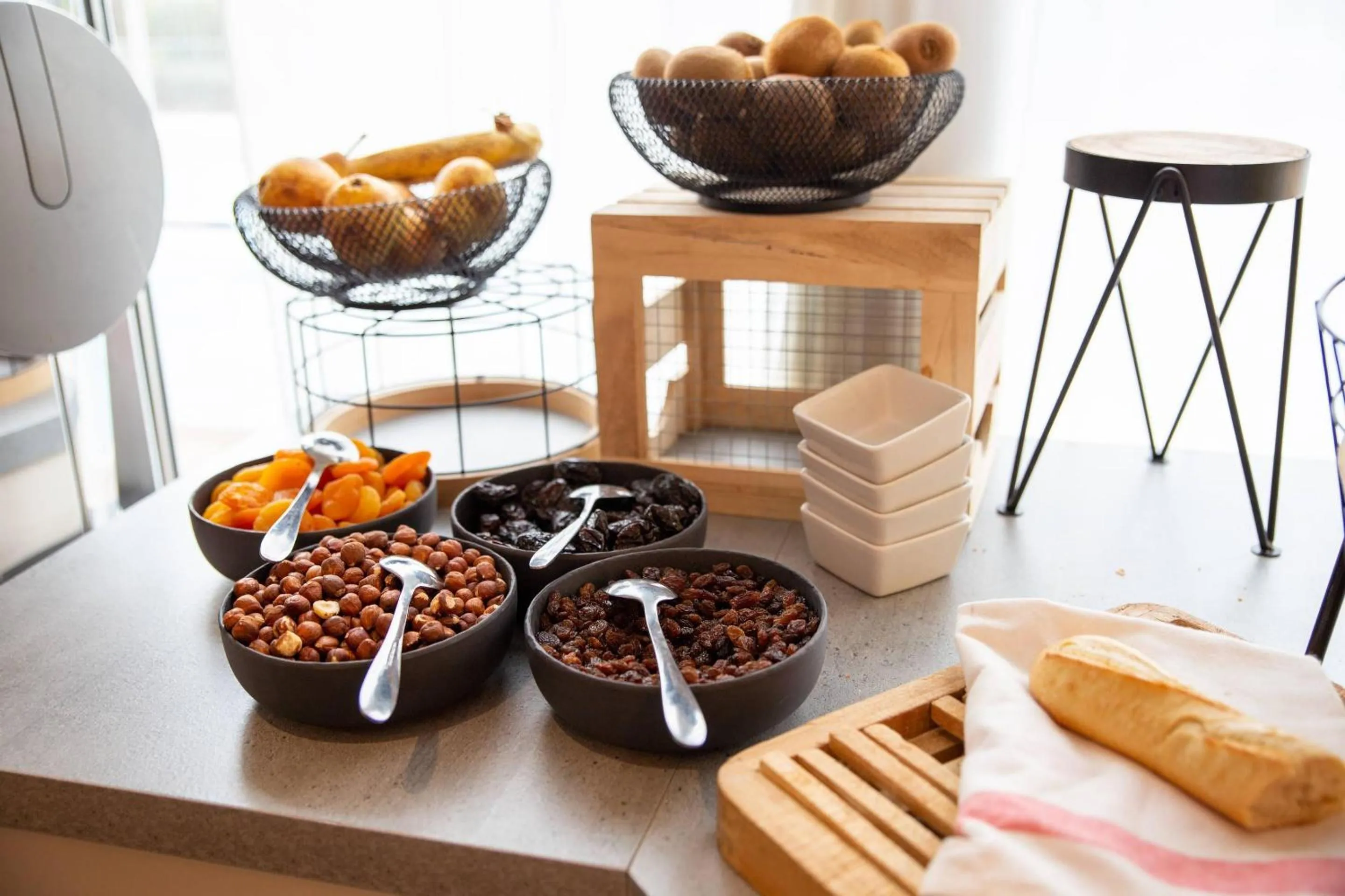 Breakfast in Clarion Aparthotel Toulouse Le Parc de l'Escale