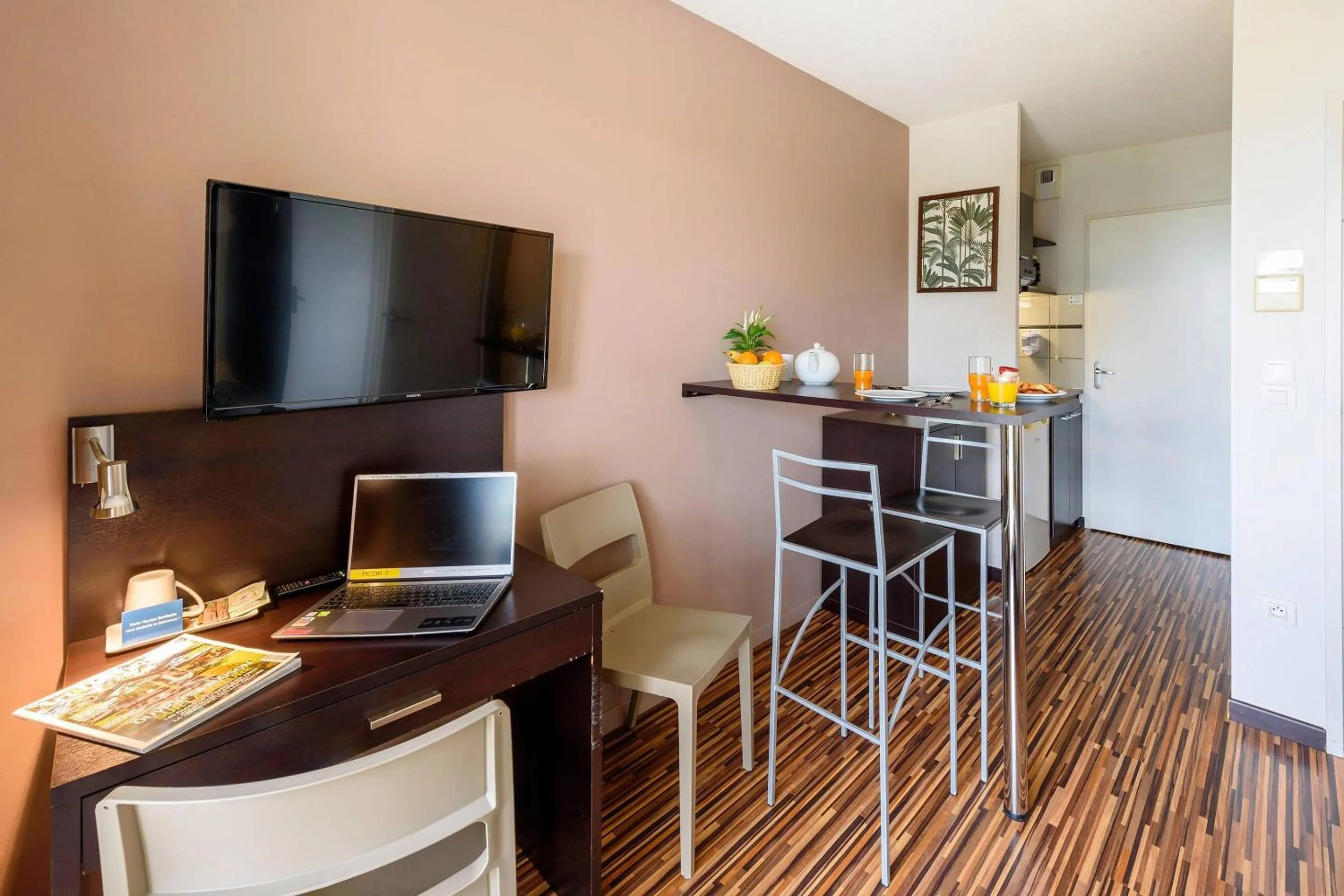 Bedroom in Clarion Aparthotel Toulouse Le Parc de l'Escale