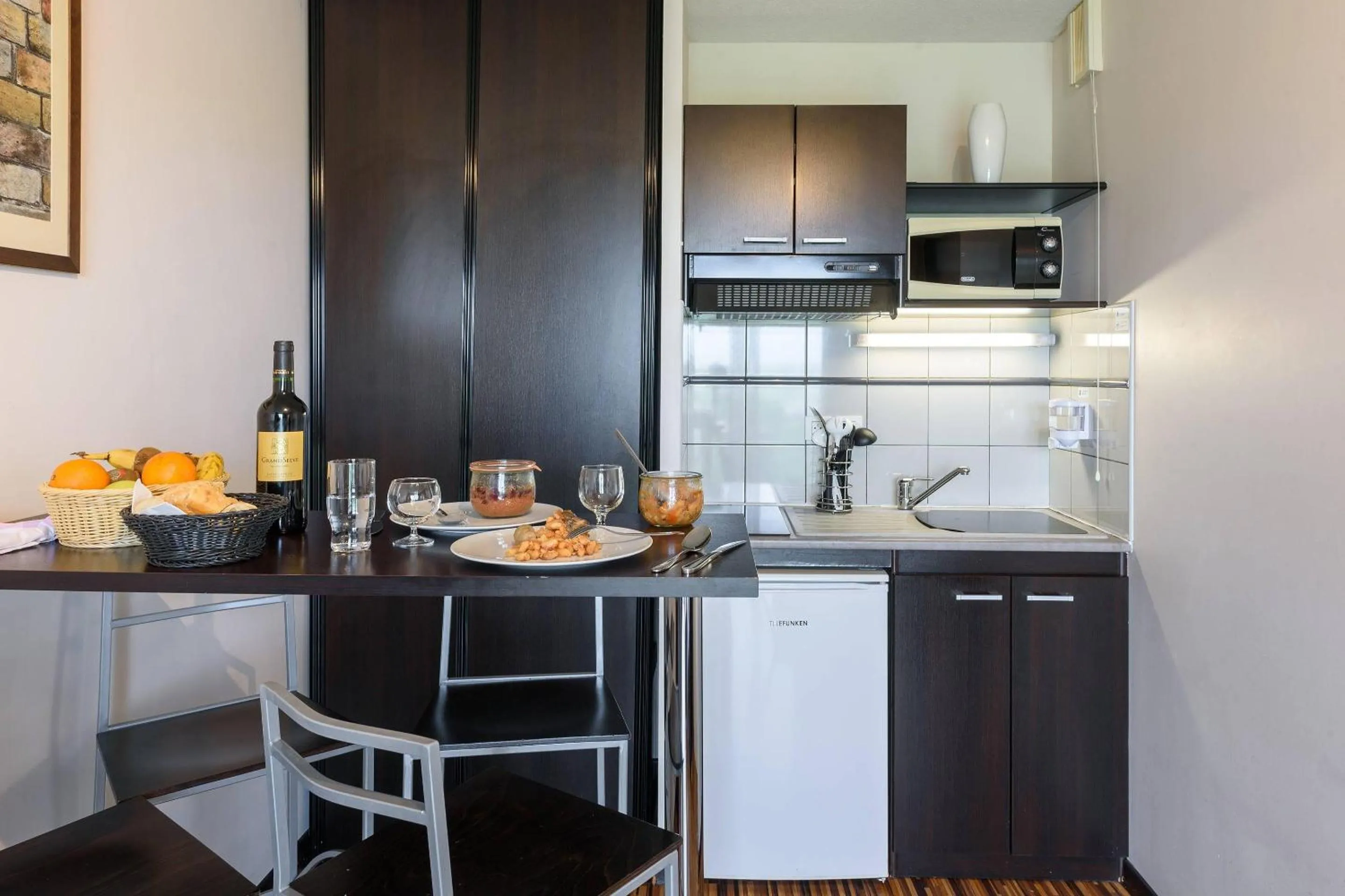 Bedroom in Clarion Aparthotel Toulouse Le Parc de l'Escale