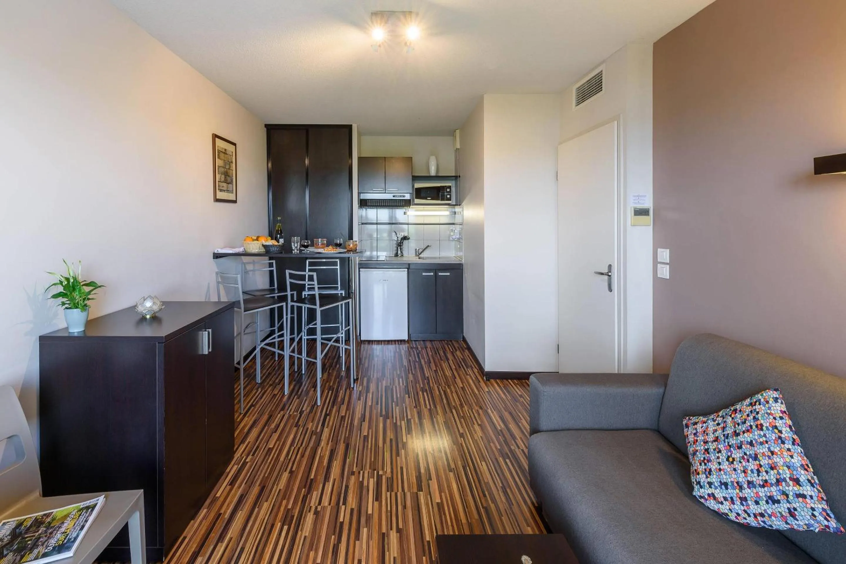 Bedroom in Clarion Aparthotel Toulouse Le Parc de l'Escale