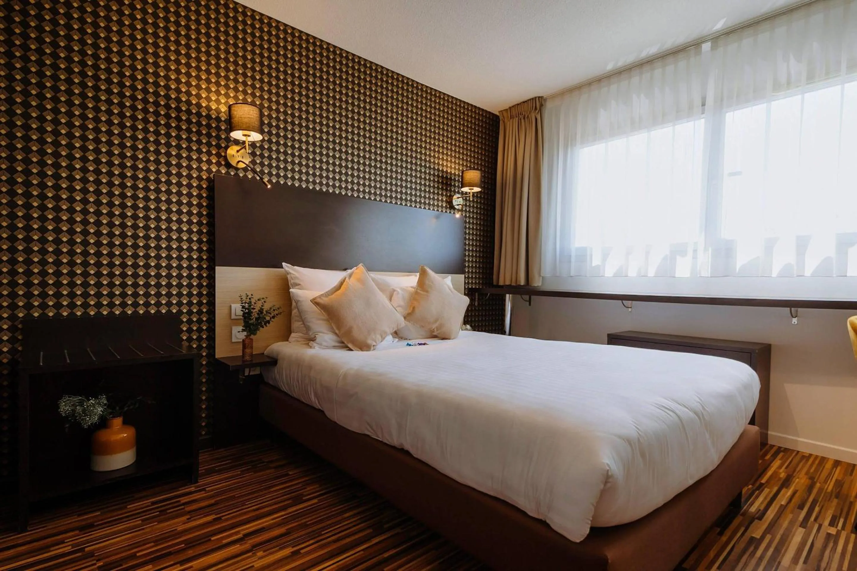 Bedroom, Bed in Clarion Aparthotel Toulouse Le Parc de l'Escale