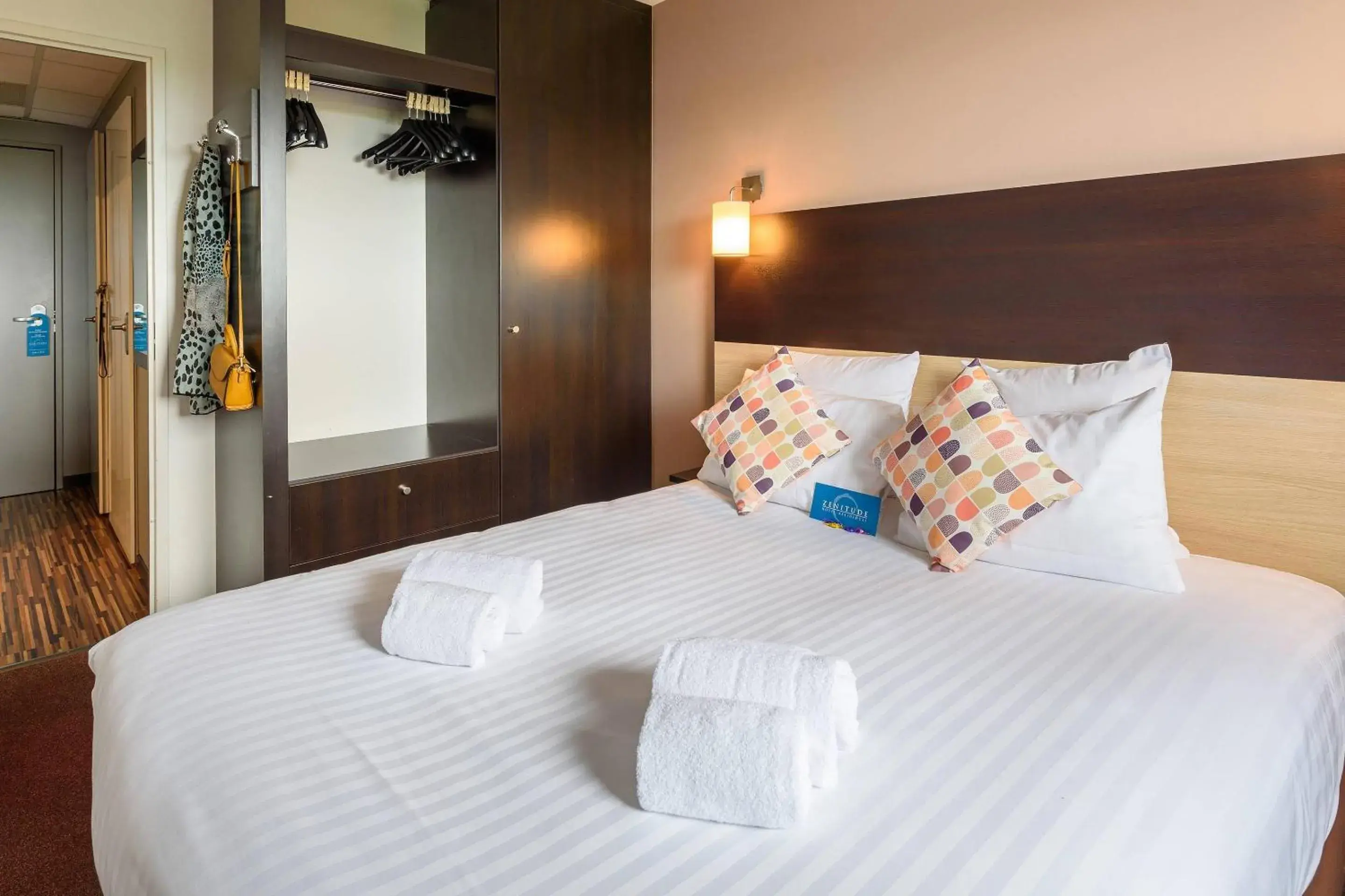 Bedroom, Bed in Clarion Aparthotel Toulouse Le Parc de l'Escale Bedroom, Bed in Clarion Aparthotel Toulouse Le Parc de l'Escale