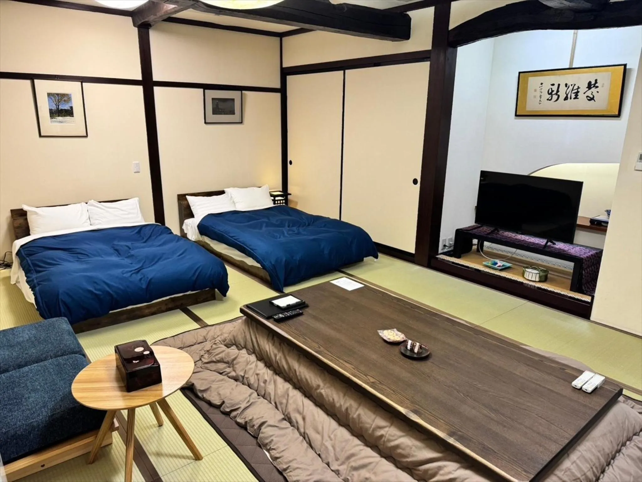 Photo of the whole room, Bed in Oyado Koto No Yume