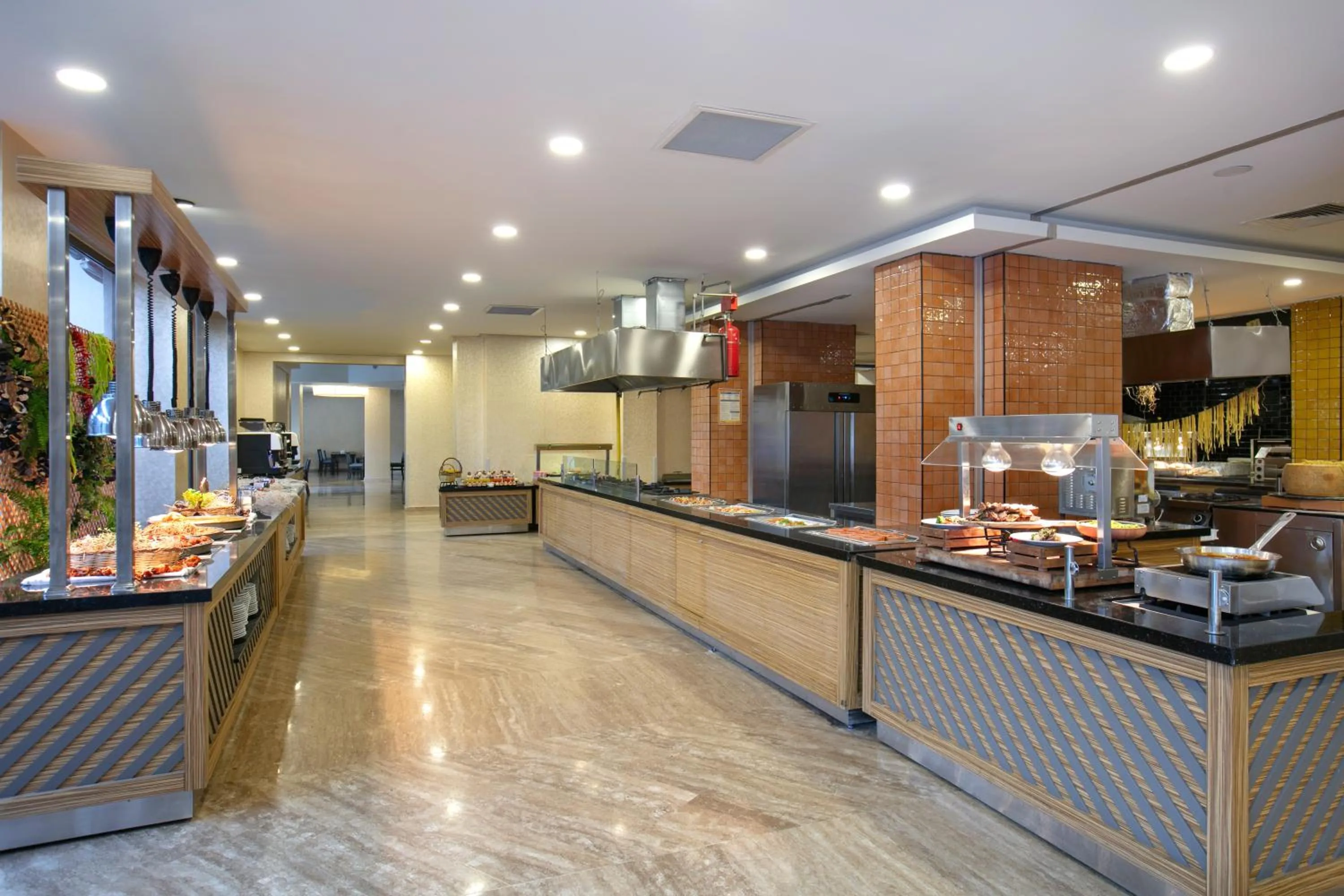 Restaurant/places to eat in Megasaray Resort Side