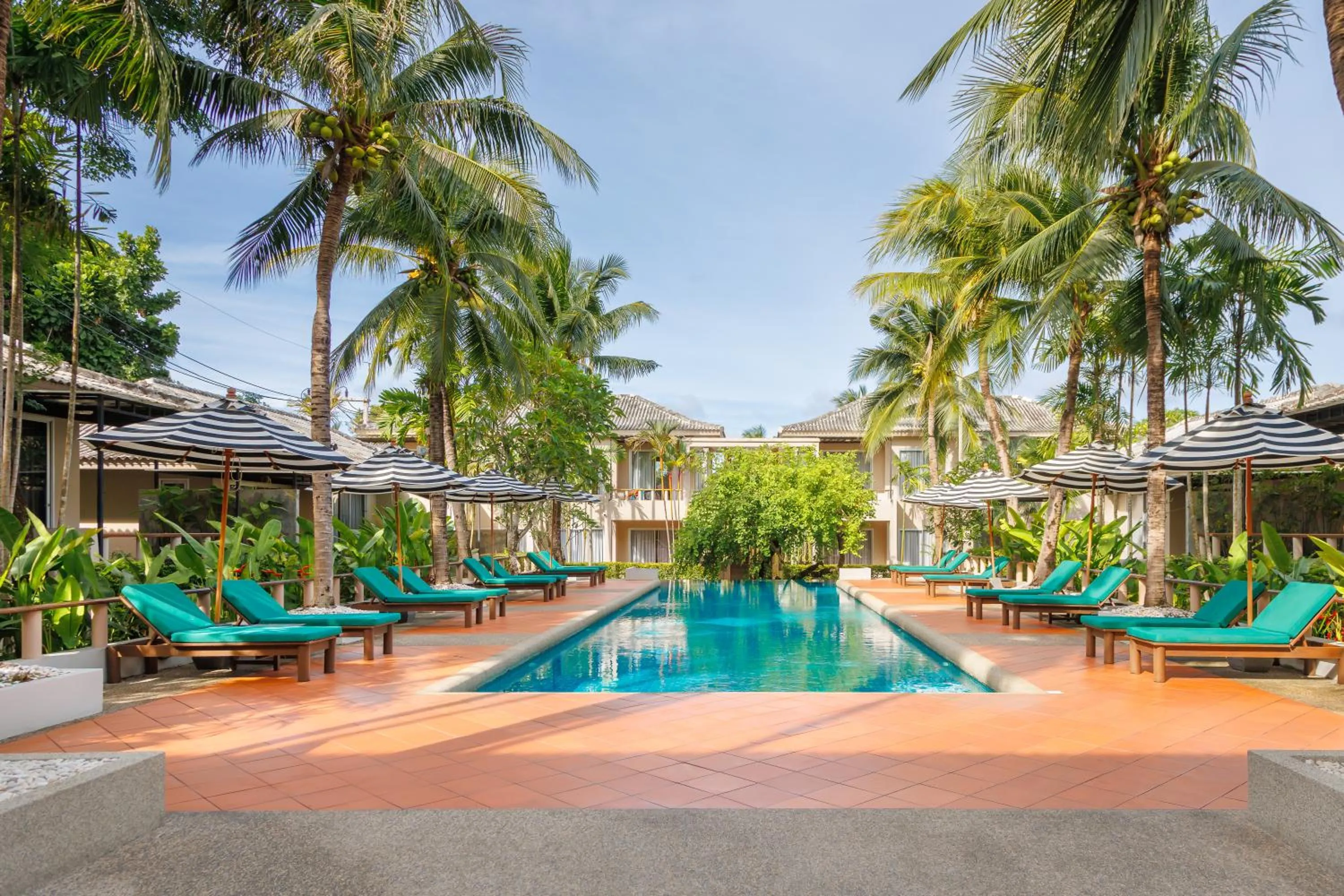 Swimming pool in Signature Phuket Resort