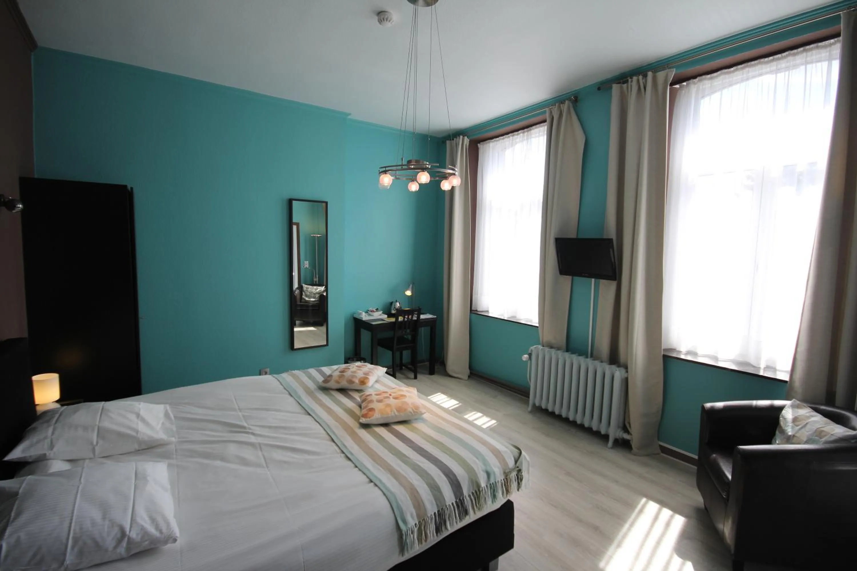 Day, Bed in Maison Dispa