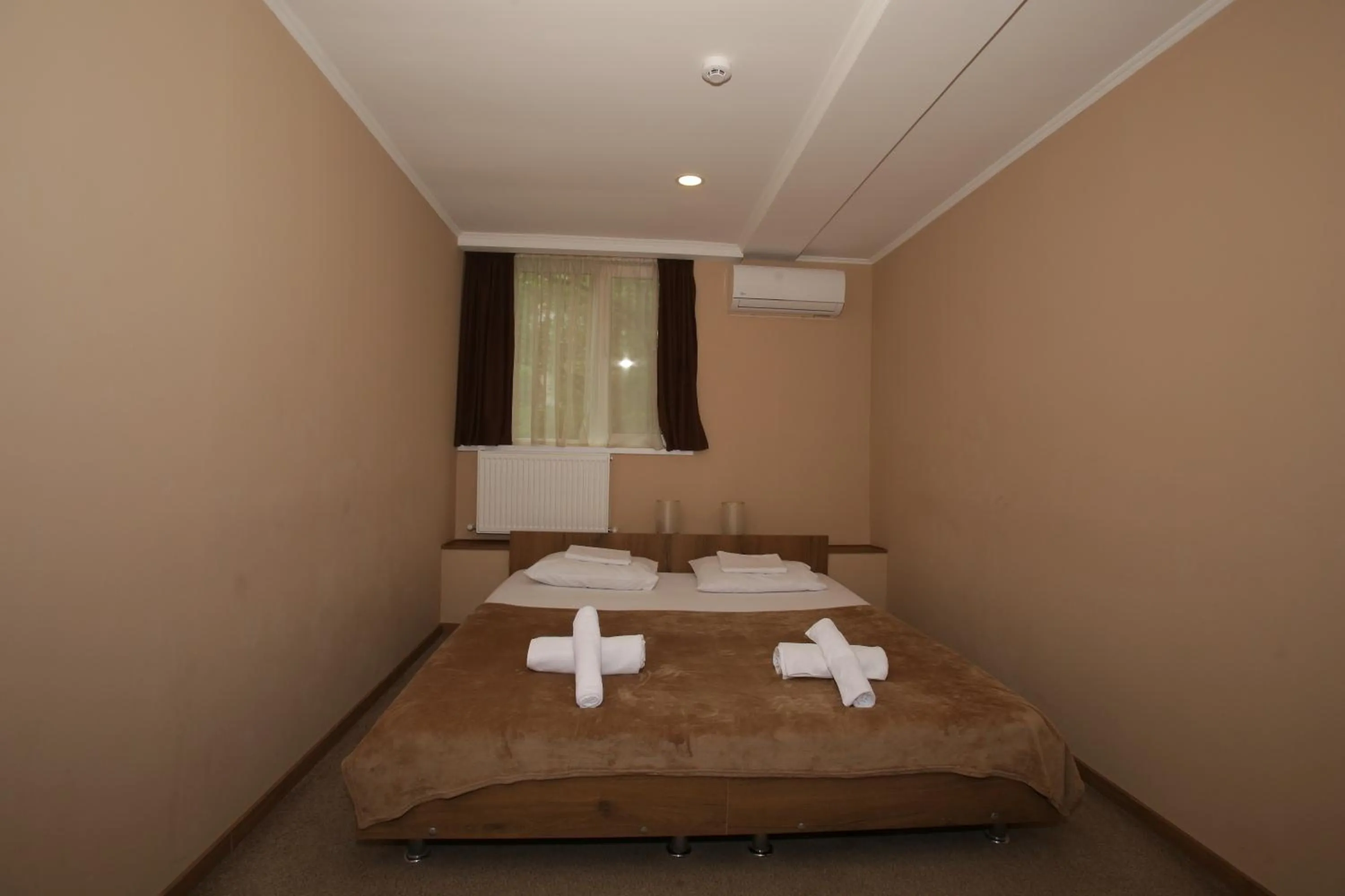 Bed in Hotel Reverence