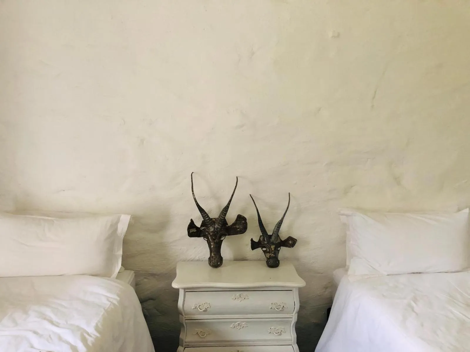 Bedroom, Bed in Seven Fountains Farm