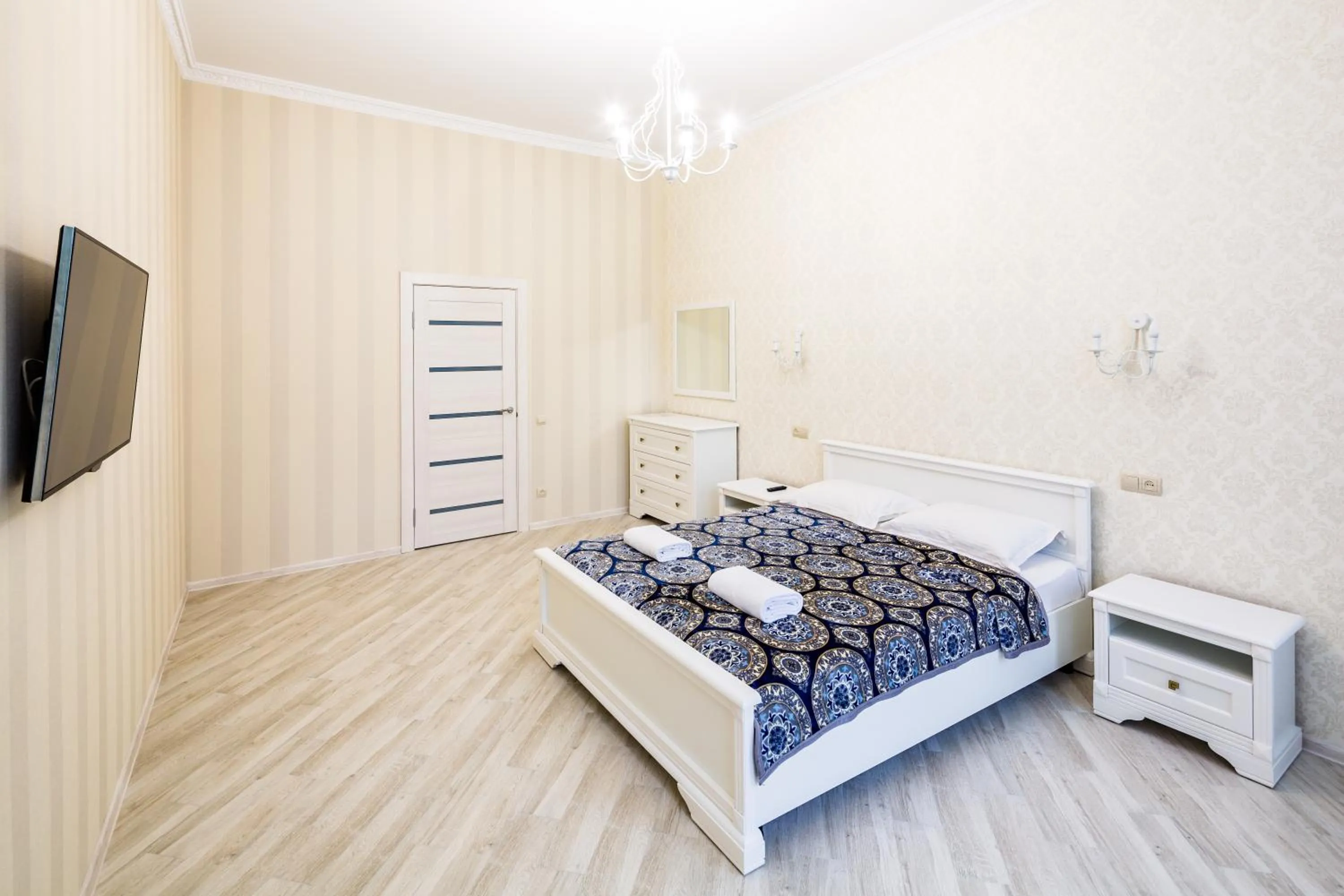 LEOGRAND Apartments on Udatnogo 4