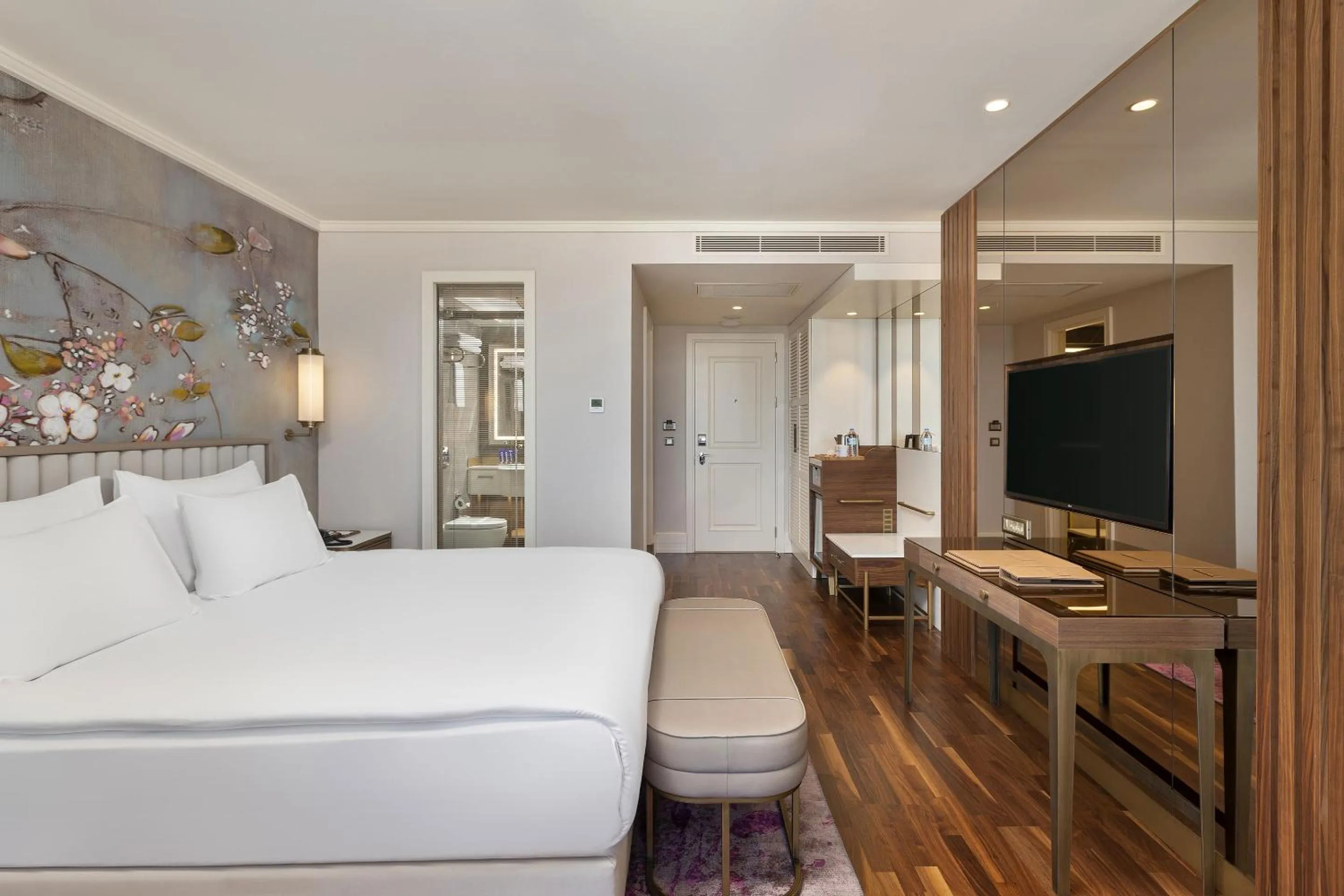 Photo of the whole room in Titanic Port Bakirkoy