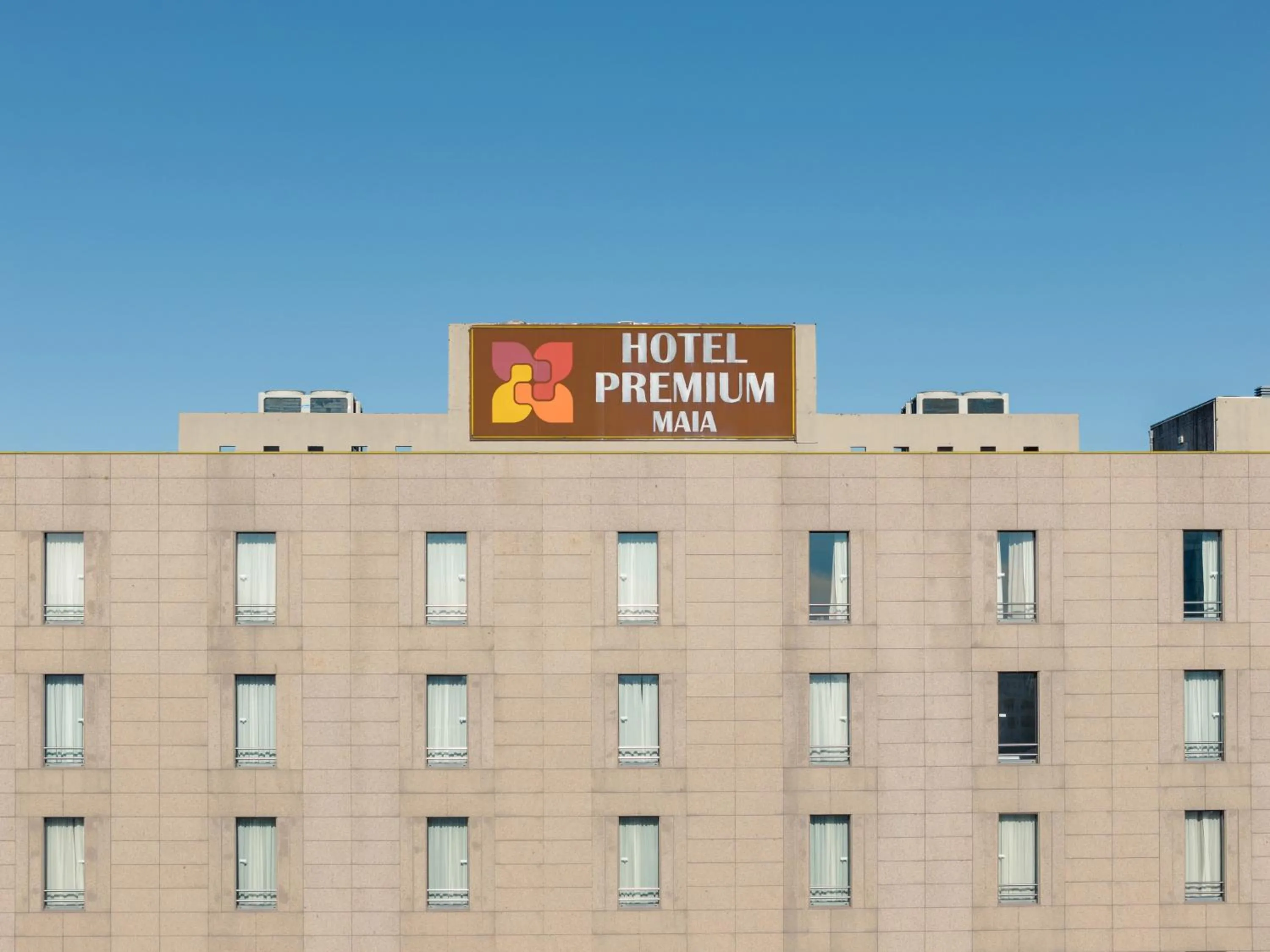 Hotel Premium Porto Maia