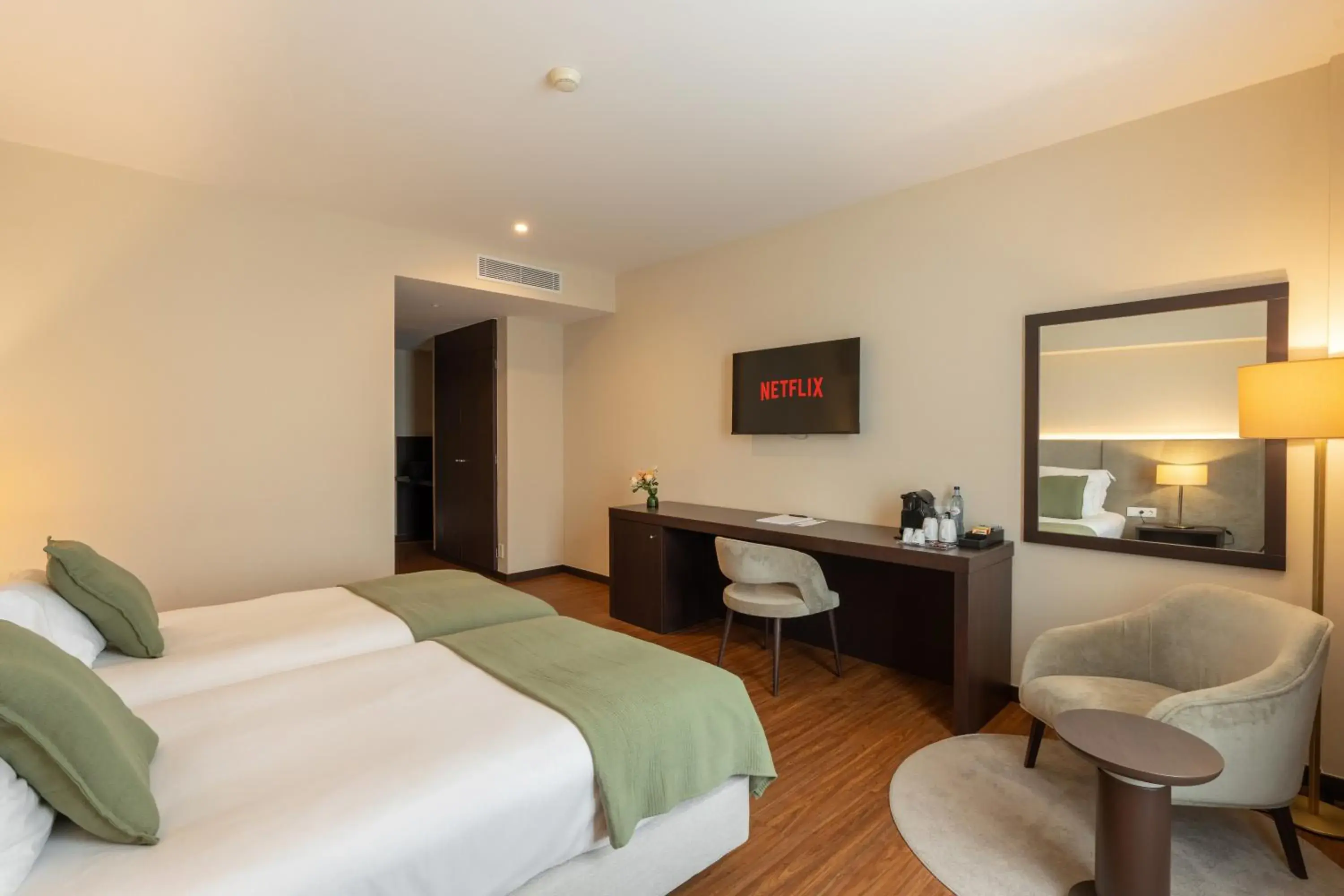 Bedroom, Bed in Hotel Premium Porto Maia Bedroom, Bed in Hotel Premium Porto Maia