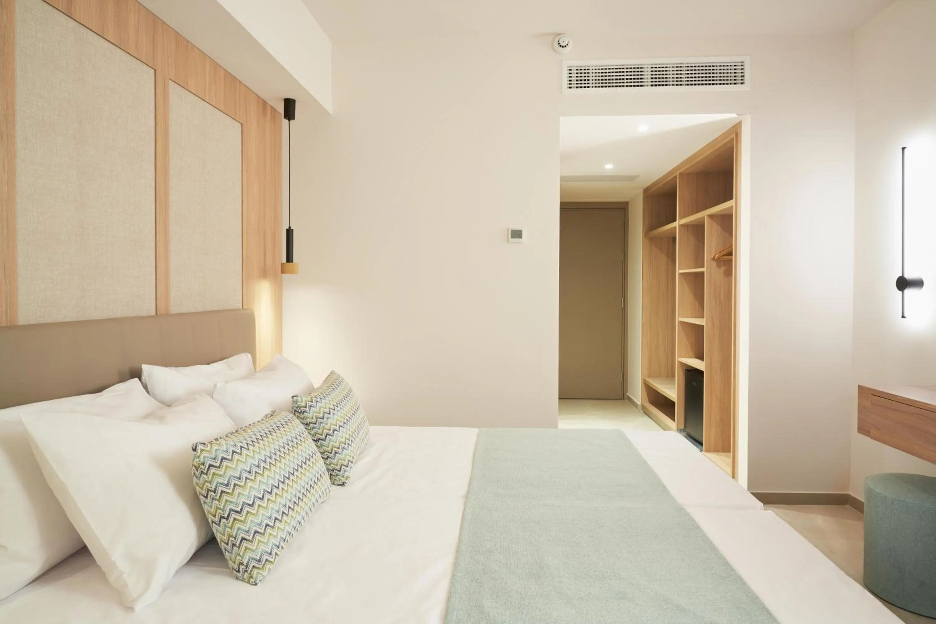 Photo of the whole room, Bed in Maris Grand Waterpark Resort