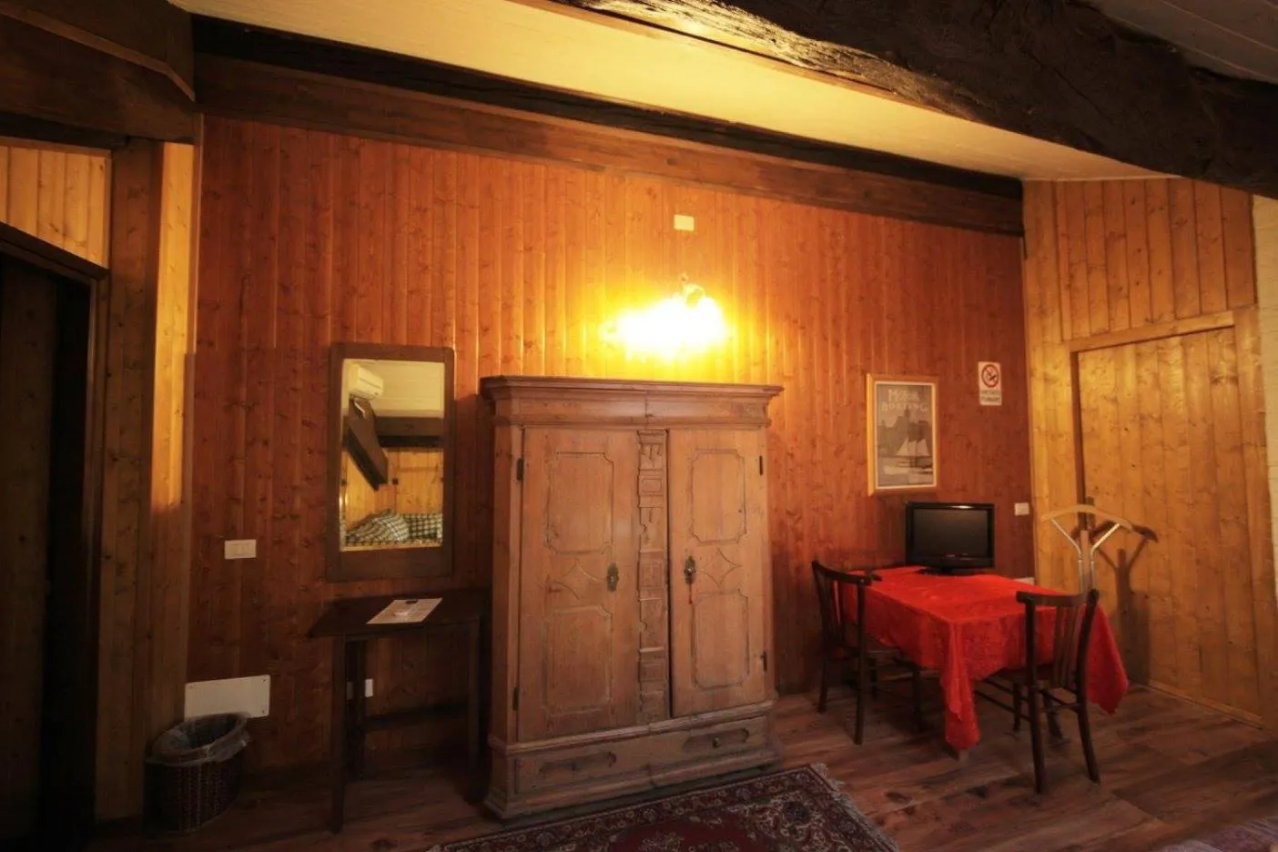 wardrobe in Antica Corte Milanese