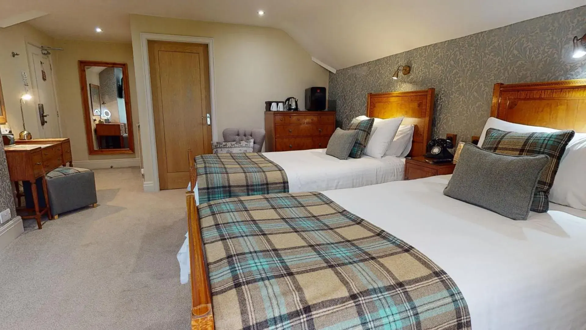 Superior Twin Room in Stone House Hotel Superior Twin Room in Stone House Hotel