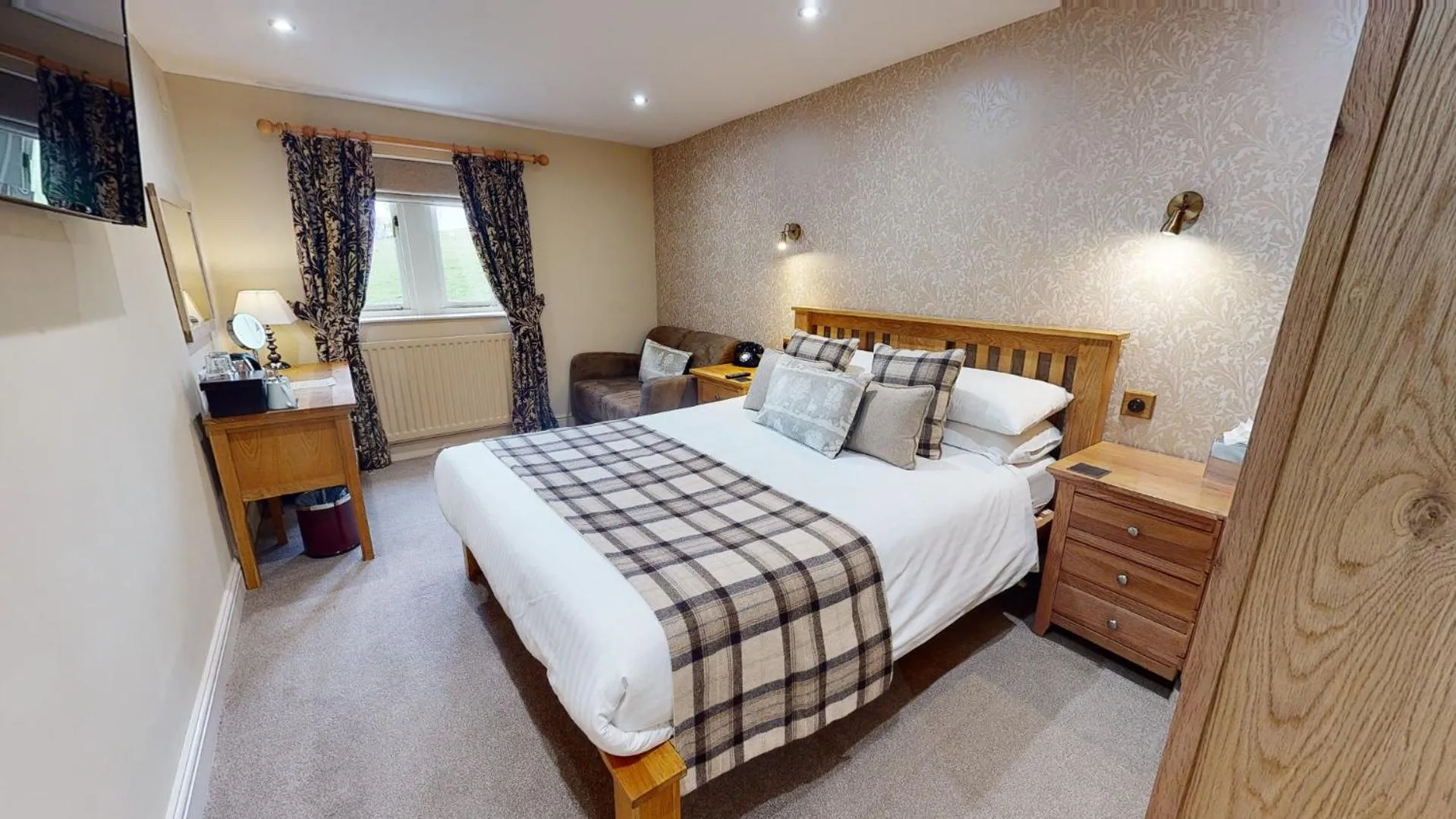 Bed in Stone House Hotel
