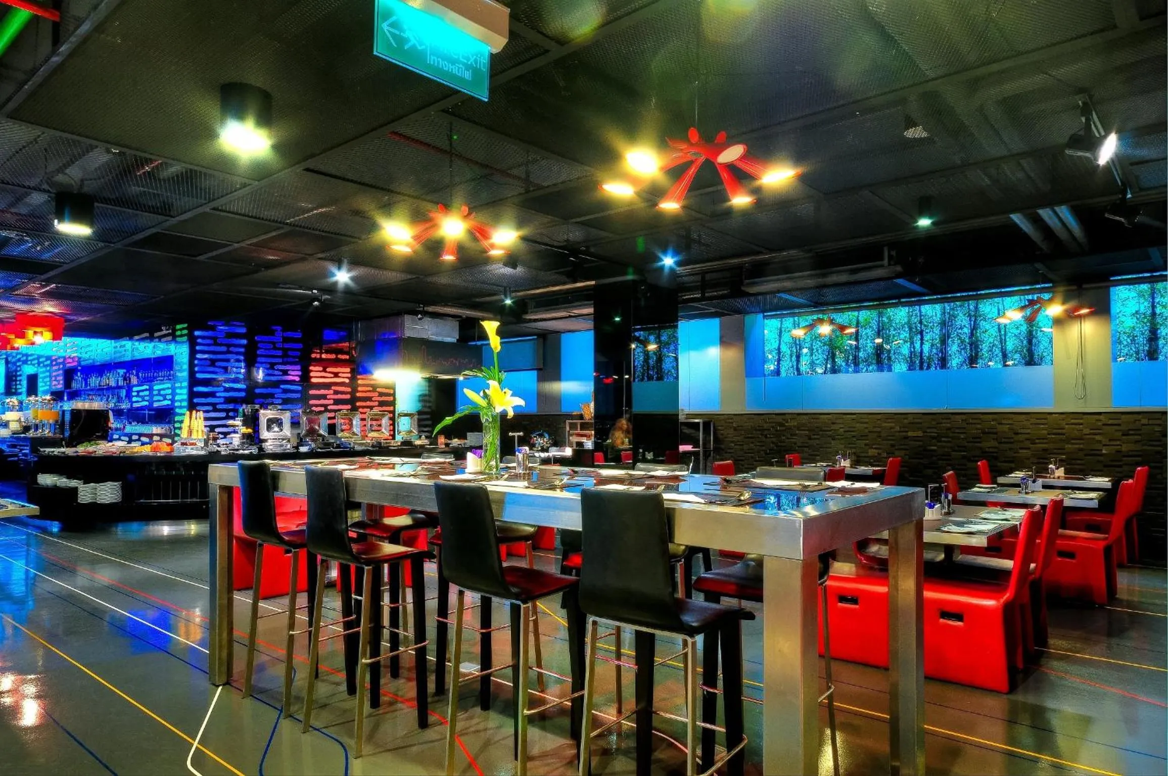 Restaurant/places to eat in Galleria 10 Hotel Bangkok