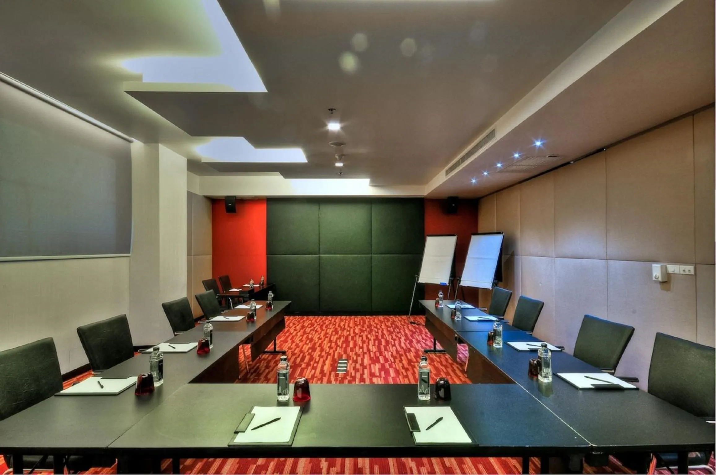 Business facilities in Galleria 10 Hotel Bangkok