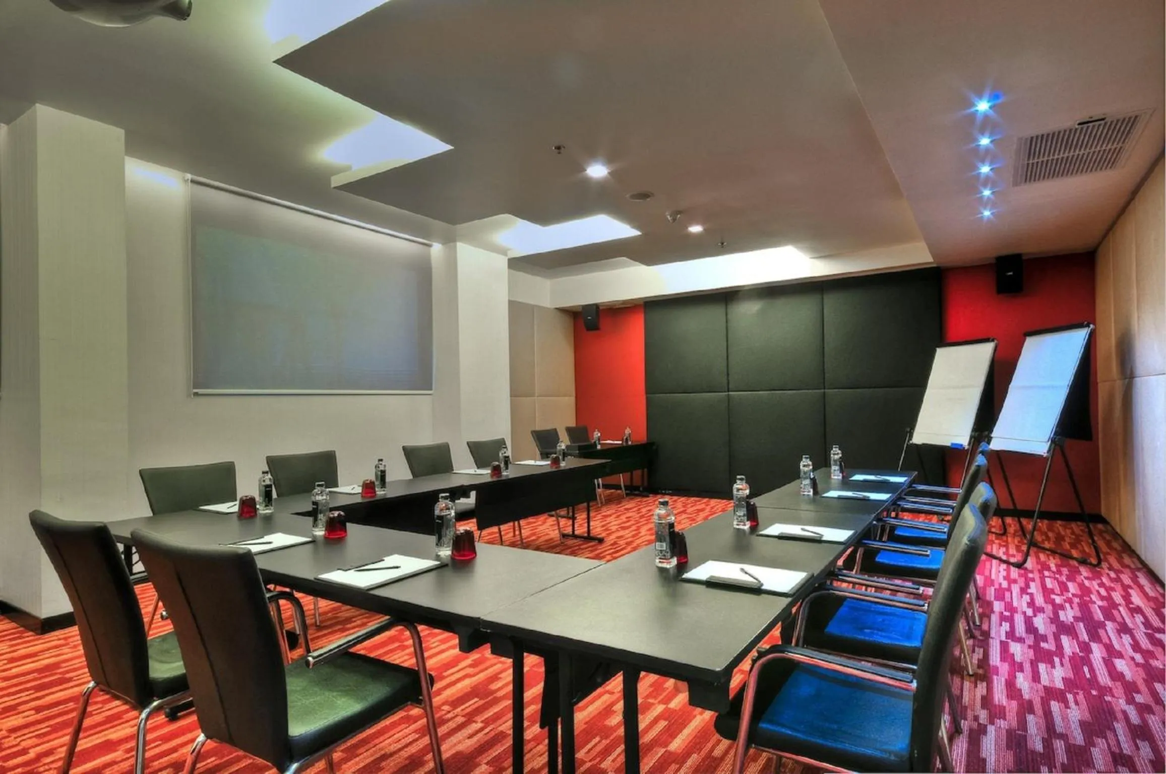Business facilities in Galleria 10 Hotel Bangkok