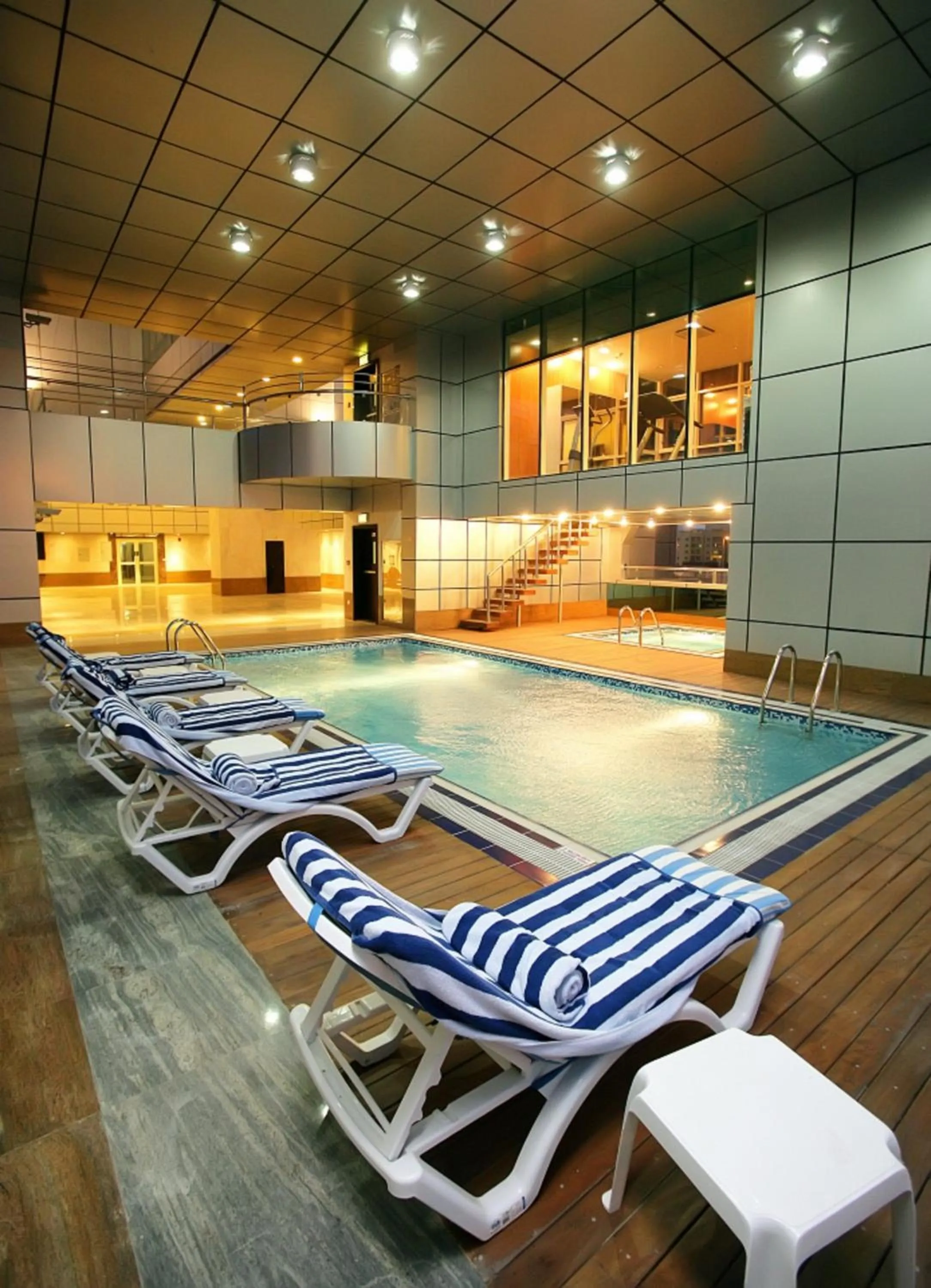 Swimming pool in Gulf Oasis Hotel Apartments Fz LLC