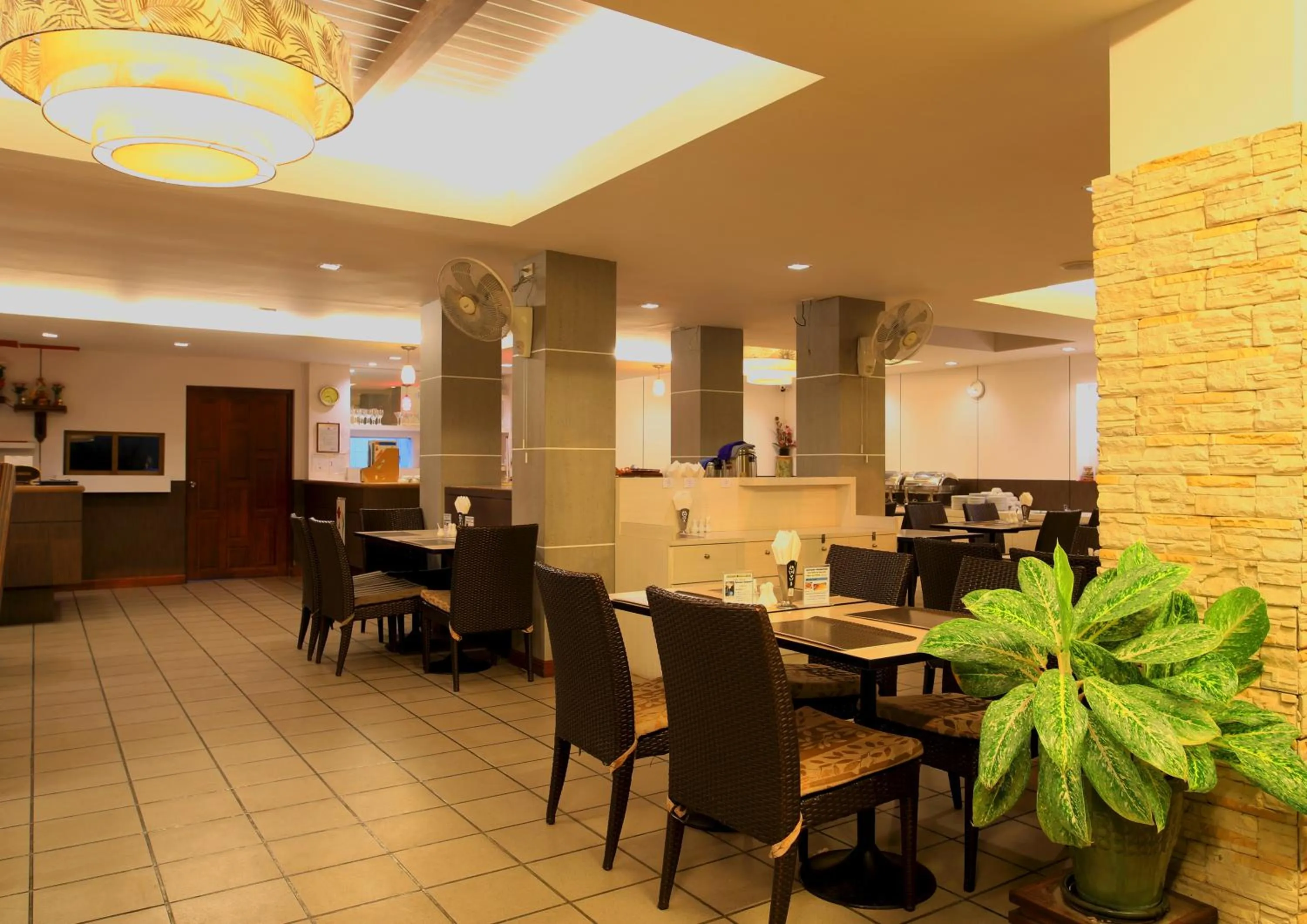 Restaurant/places to eat in Baan Boa Resort