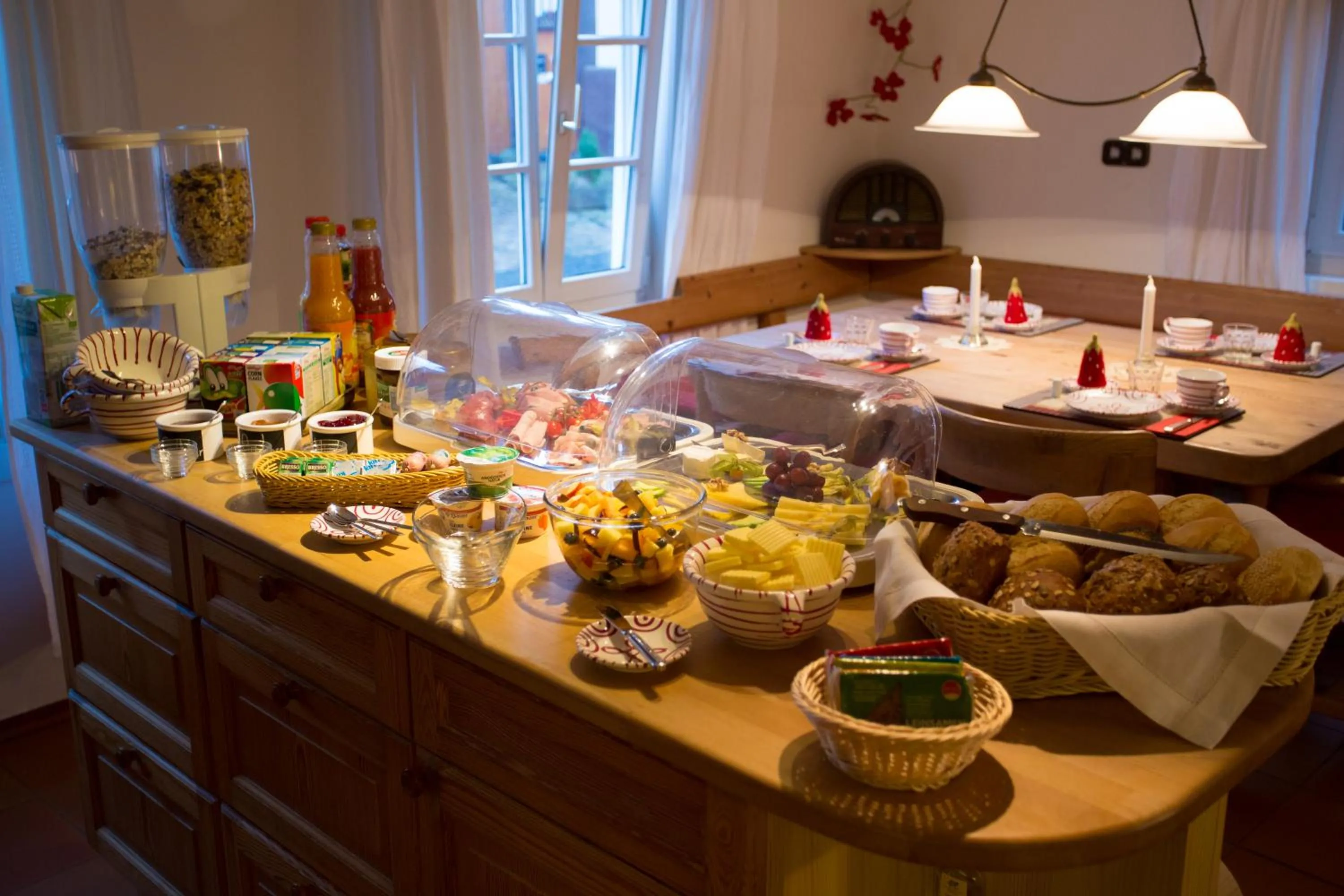 Buffet breakfast in Beate's Bed & Breakfast